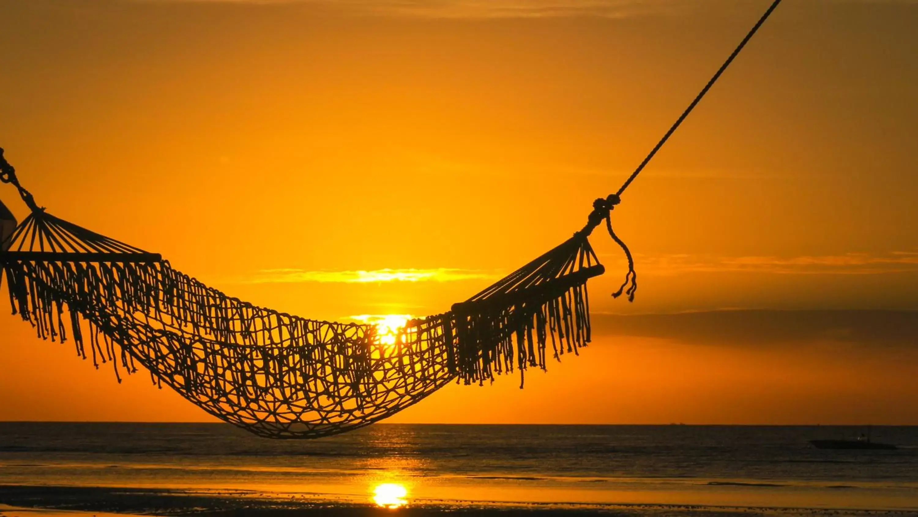 Shower, Sunrise/Sunset in Bohol Beach Club