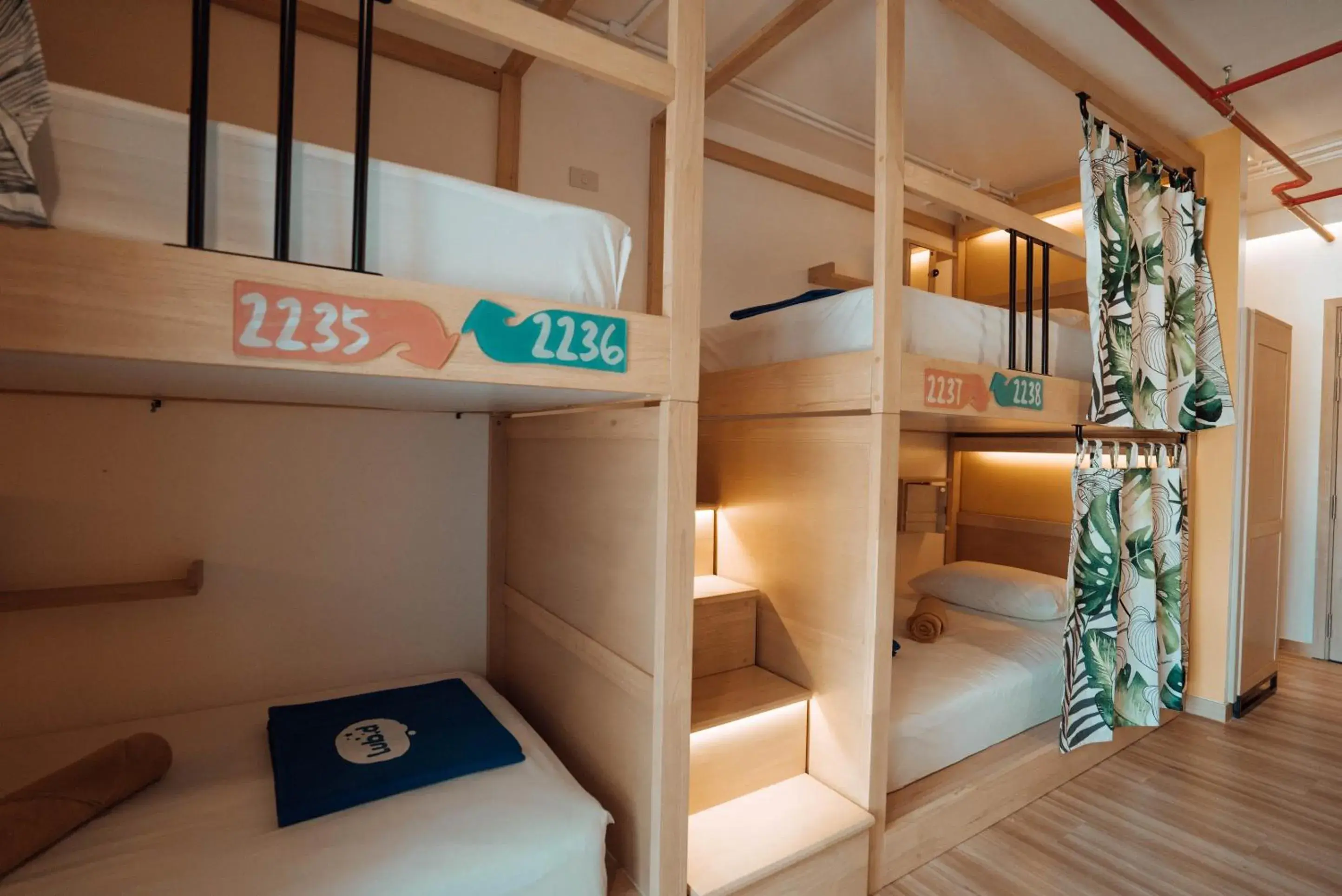 Bunk Bed in Lub d Koh Samui Chaweng Beach - SHA Extra Plus