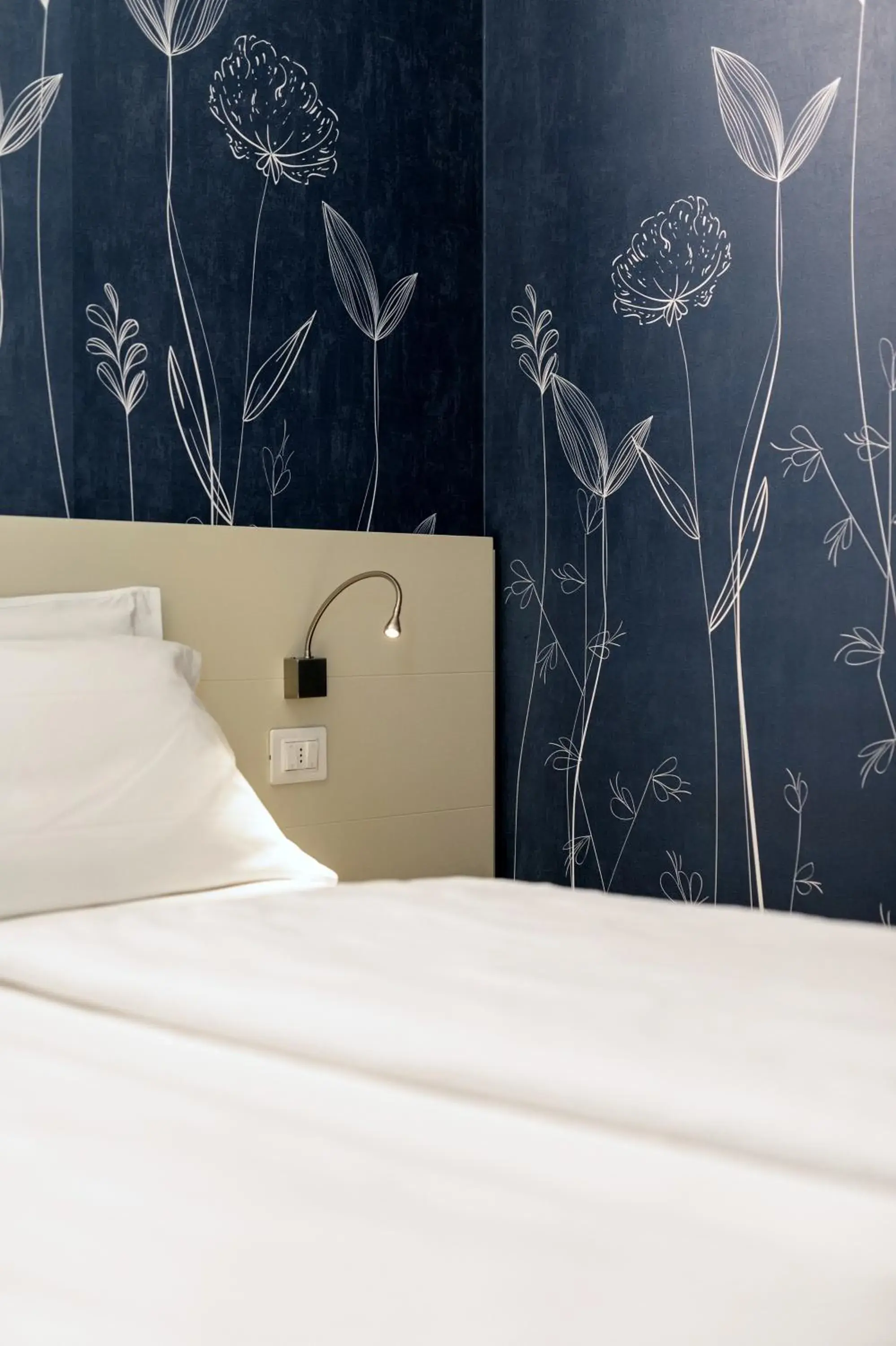 Bedroom, Bed in SeeLE Garda Hotel