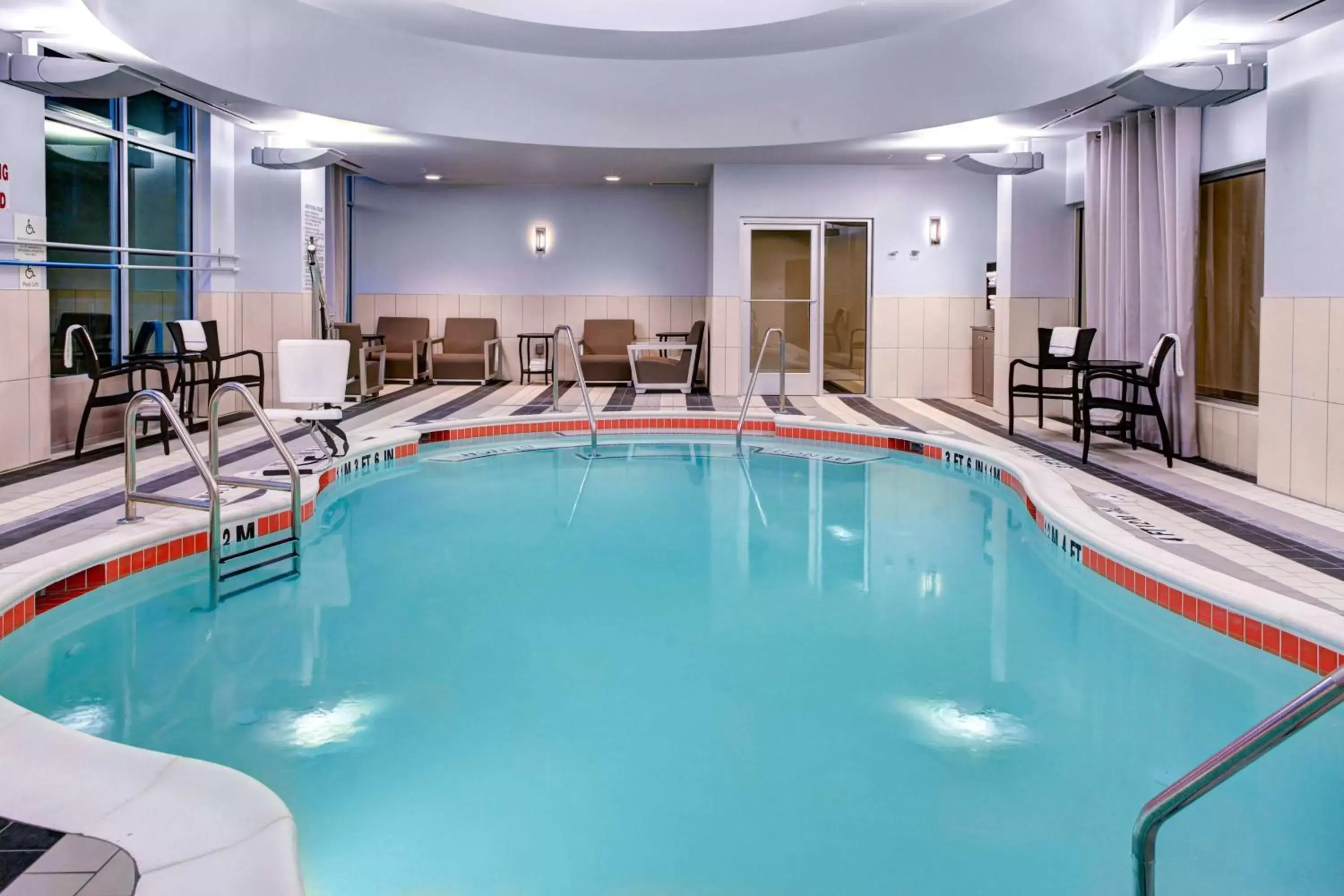 Pool view, Swimming Pool in Hampton Inn & Suites by Hilton Atlanta Perimeter Dunwoody