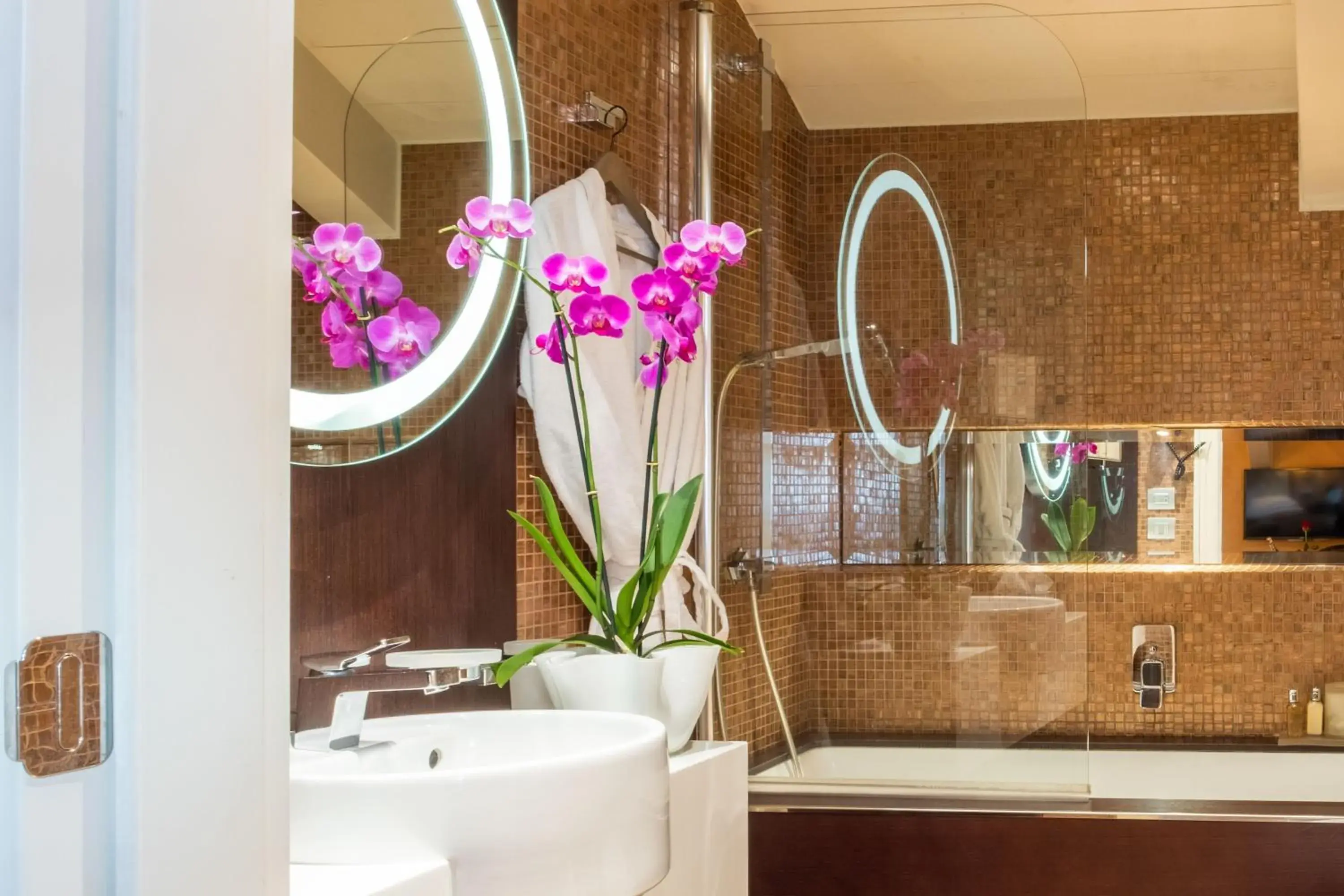 Bathroom in Hotel Moresco