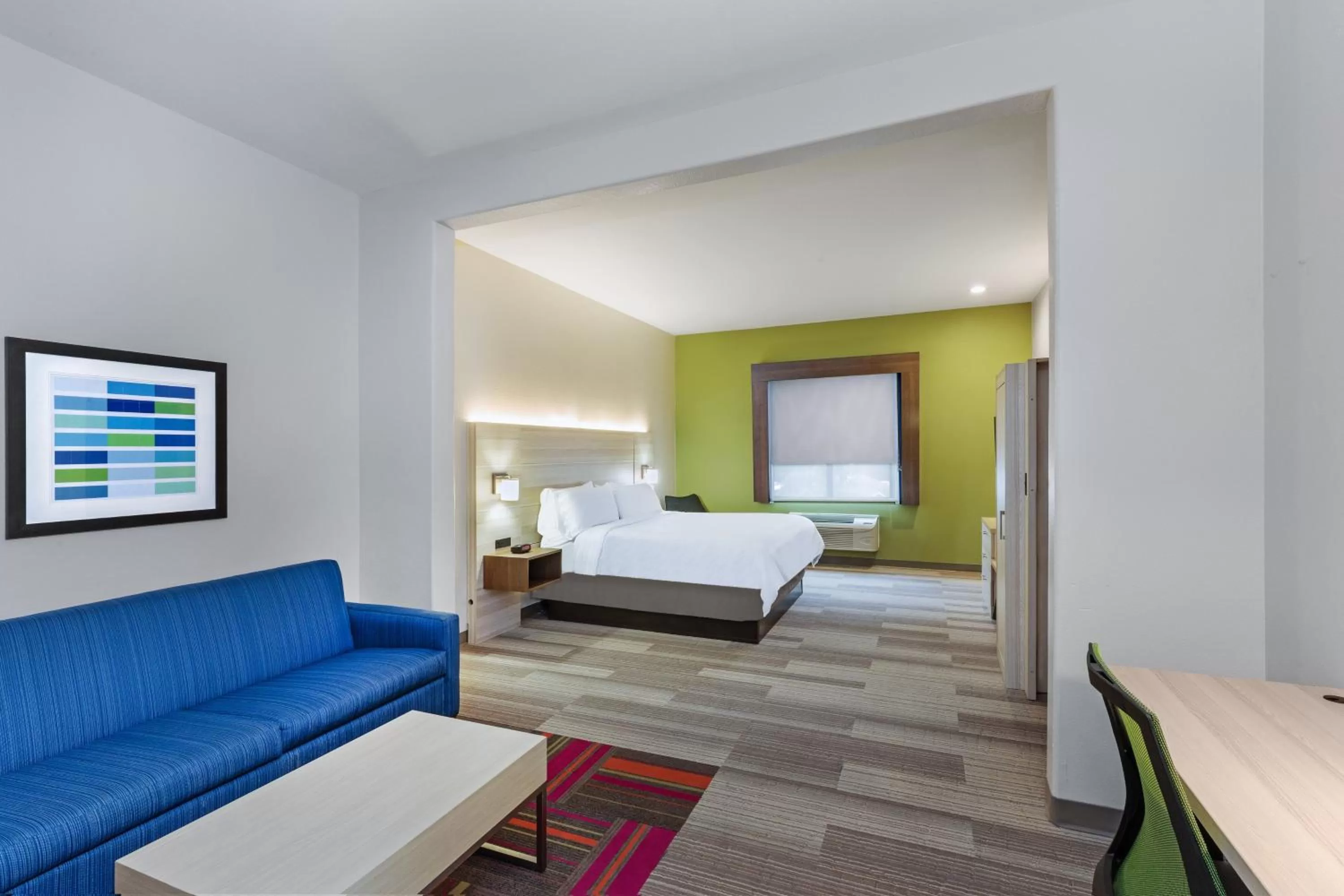 Photo of the whole room in Holiday Inn Express Hotel & Suites Vidor South by IHG