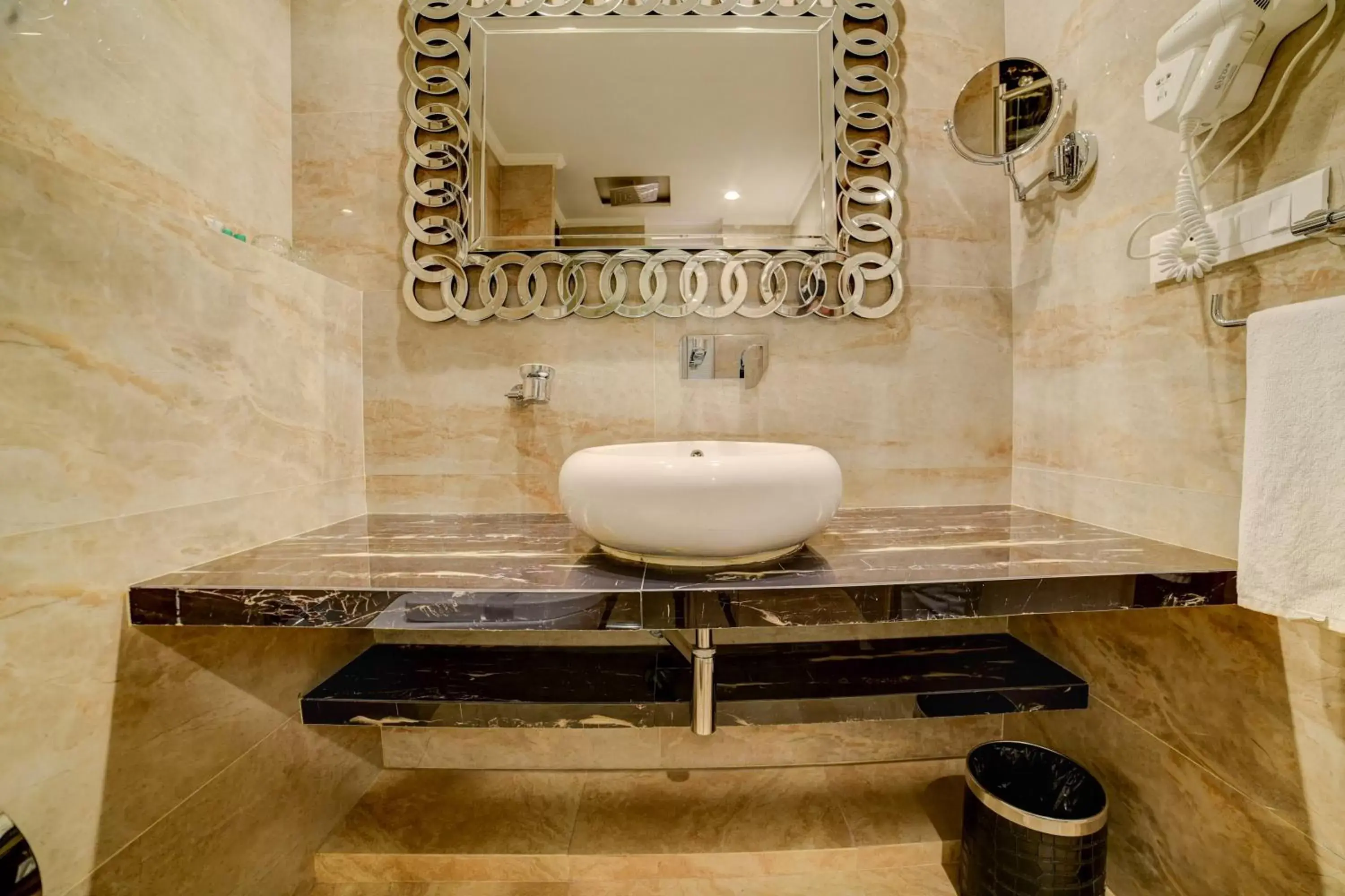 Toilet, Bathroom in FabHotel Prime Sarala Crown With Pool, Calangute Beach