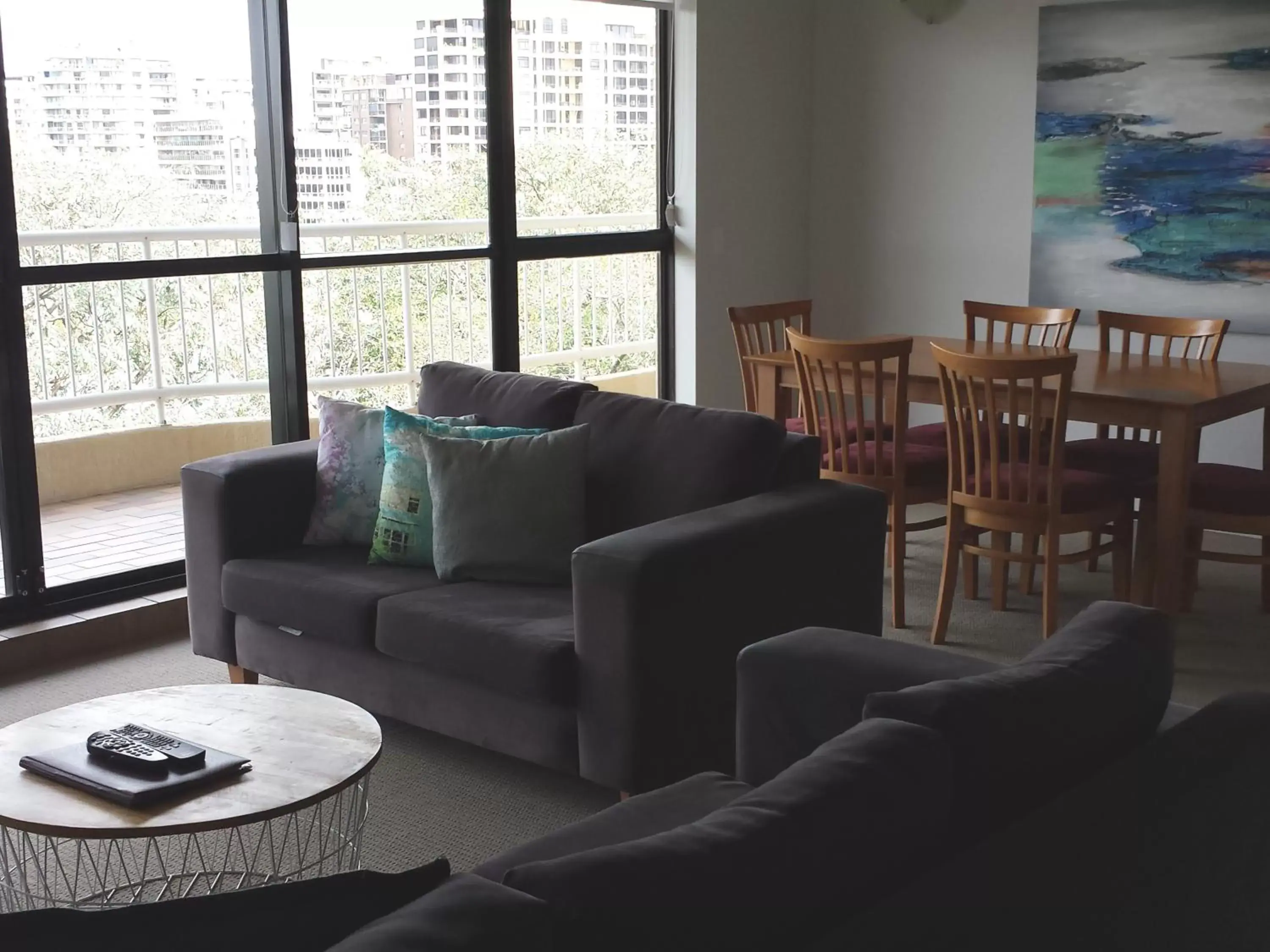 Day, Seating Area in Kirribilli Apartments
