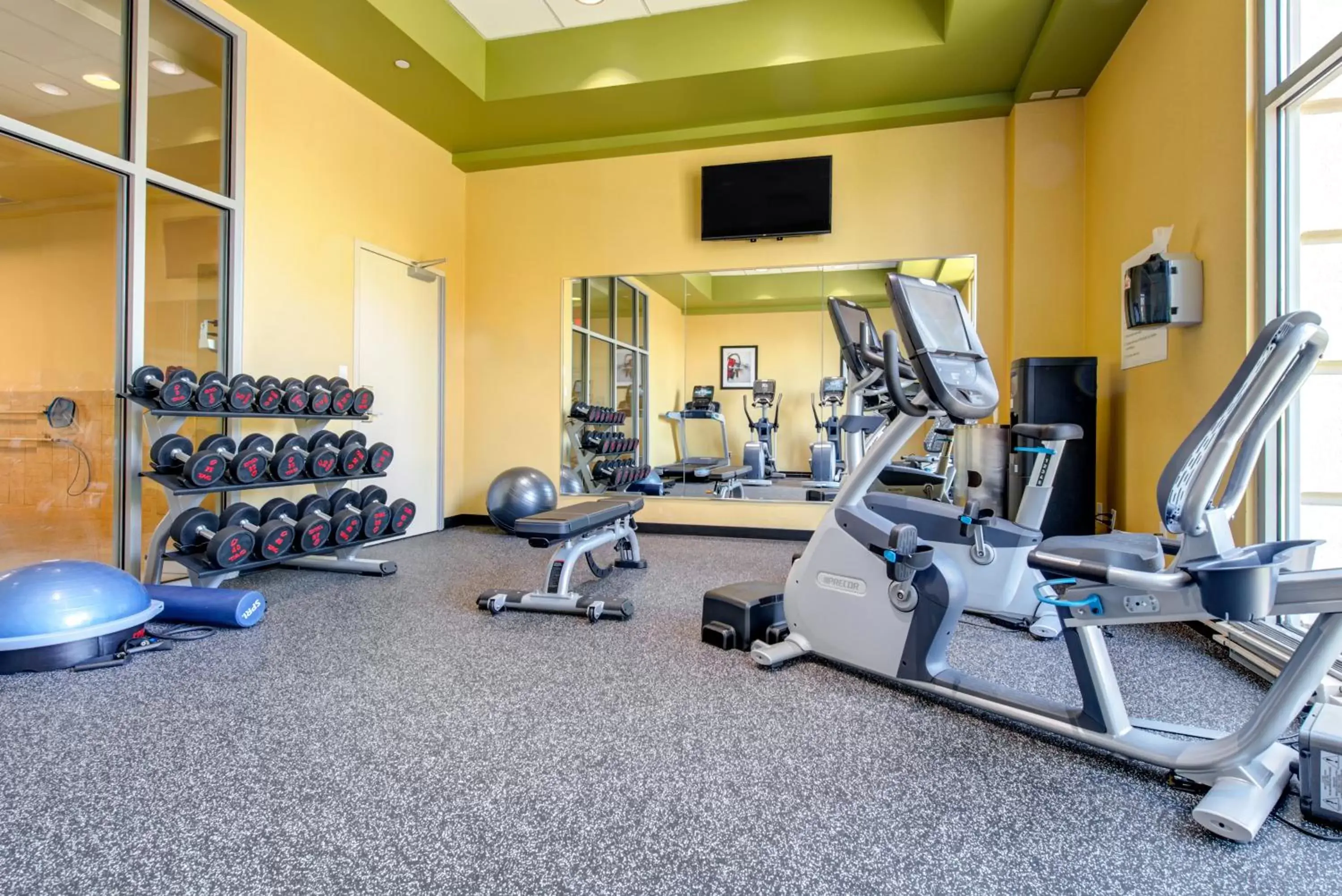 Fitness centre/facilities, Fitness Center/Facilities in Holiday Inn Indianapolis North-Carmel, an IHG Hotel