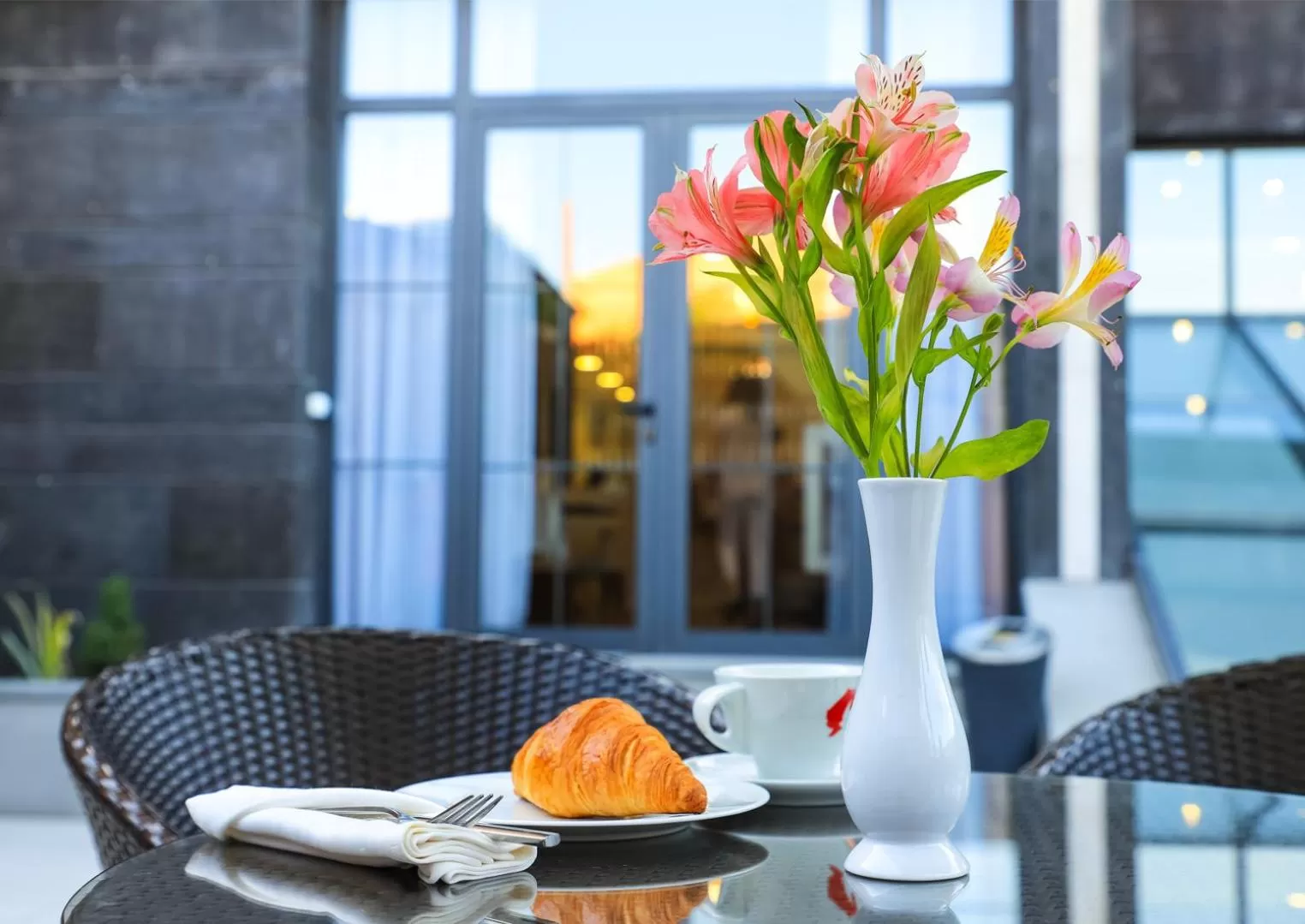 Restaurant/places to eat in Dave Hotel Yerevan