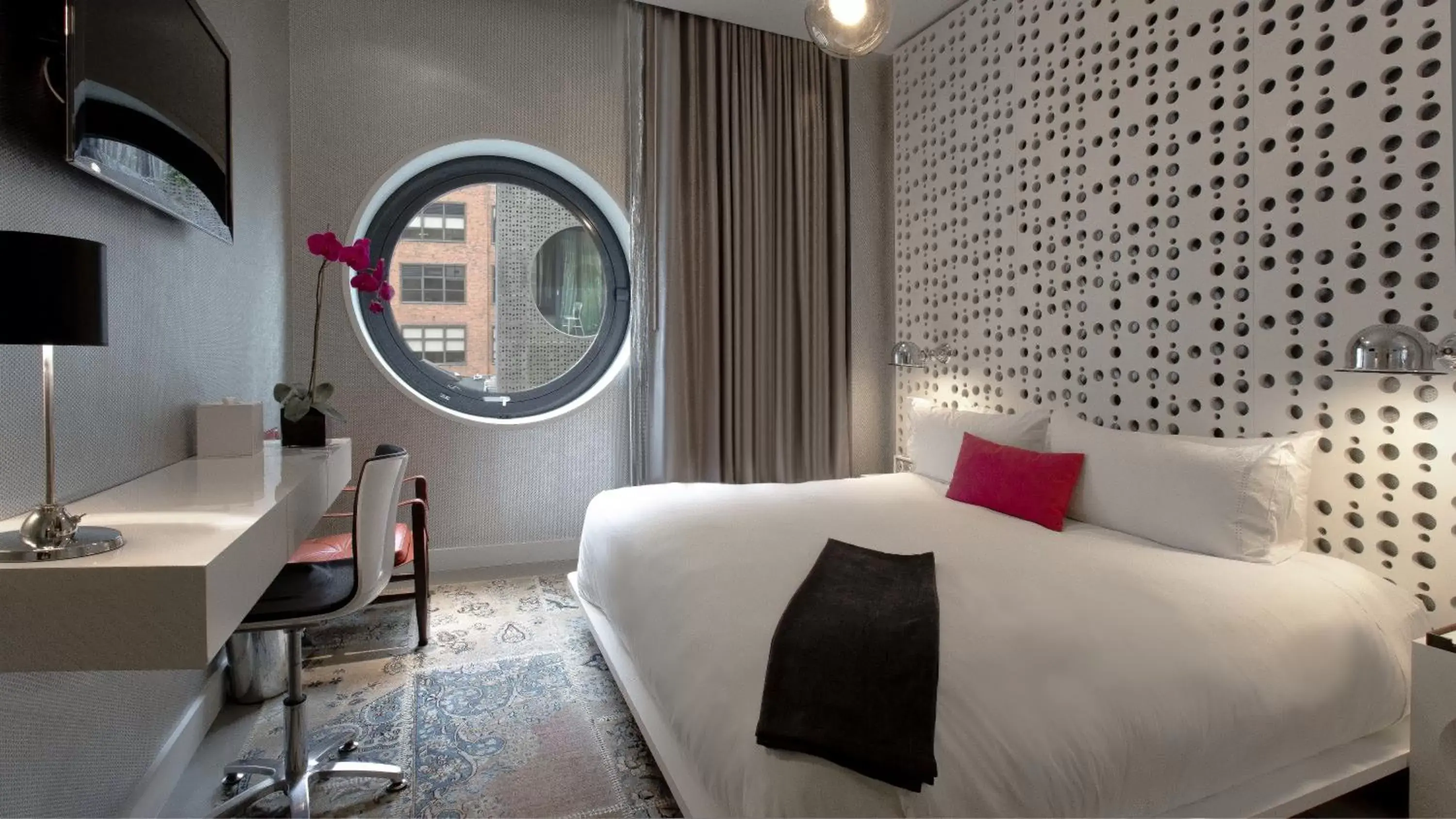 Bedroom, Bed in Dream Downtown, Part Of Hyatt