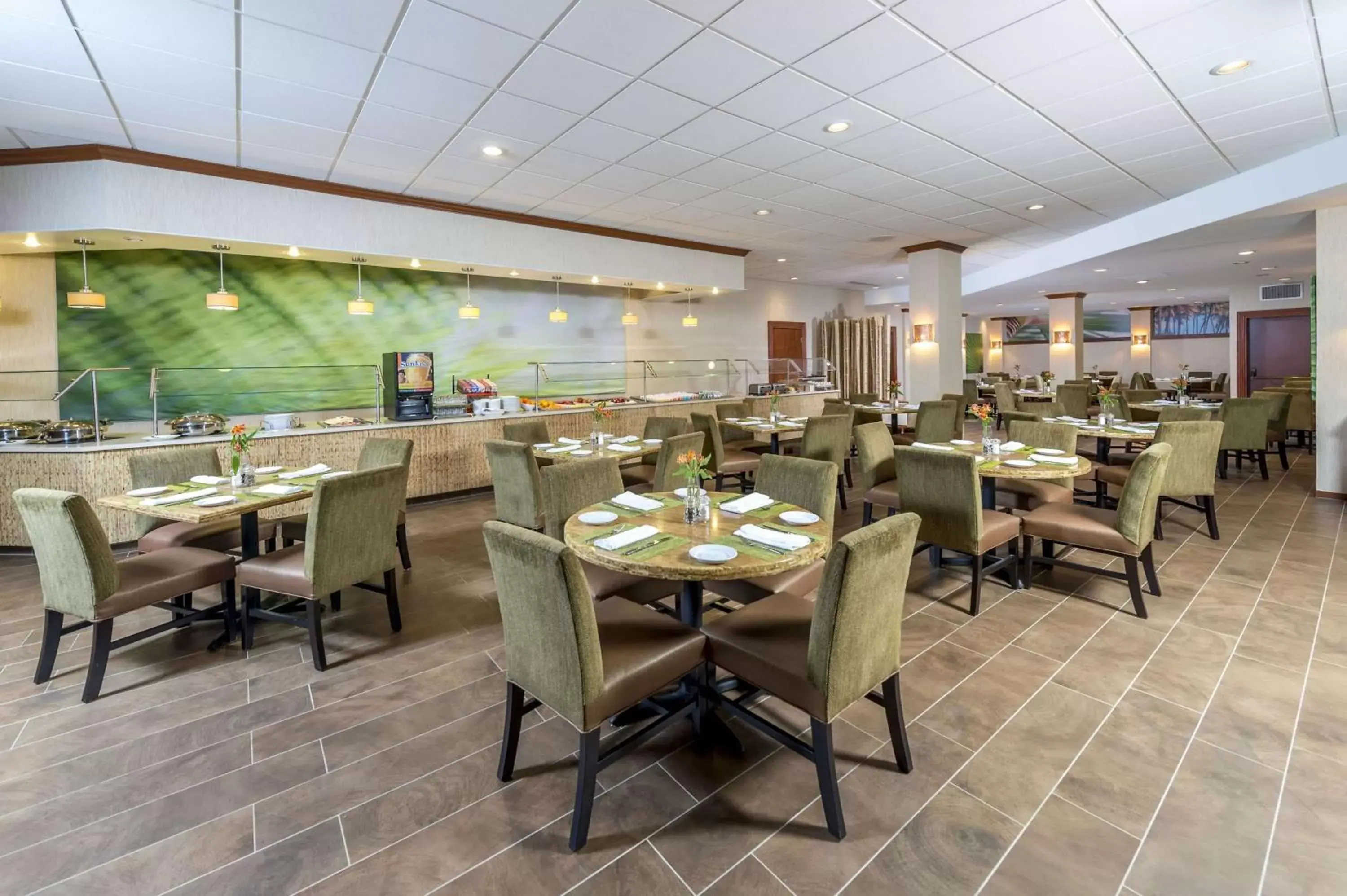 Restaurant/Places to Eat in Sonesta Miami Airport