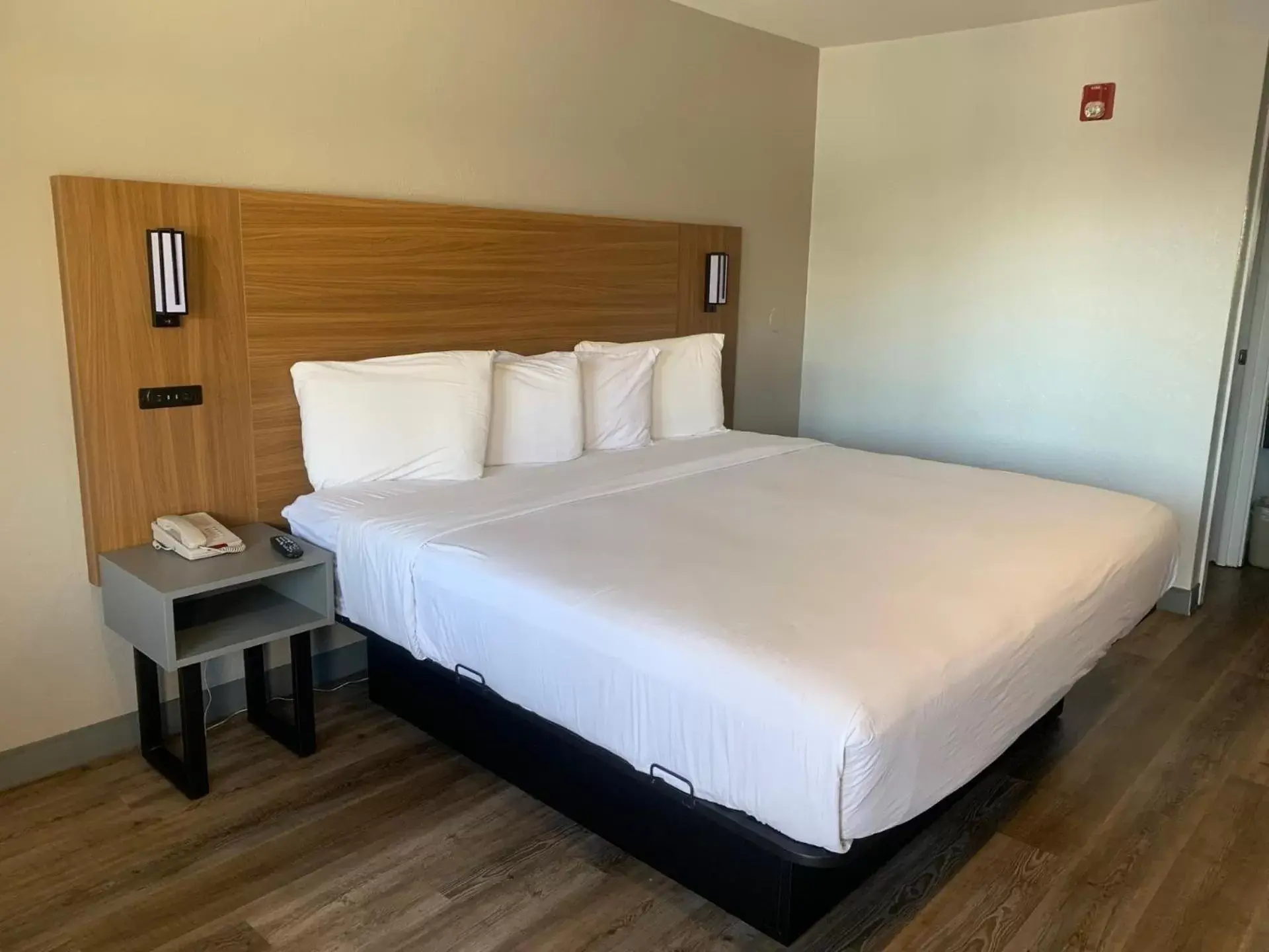 Bed in Motel 6-Santa Ana, CA