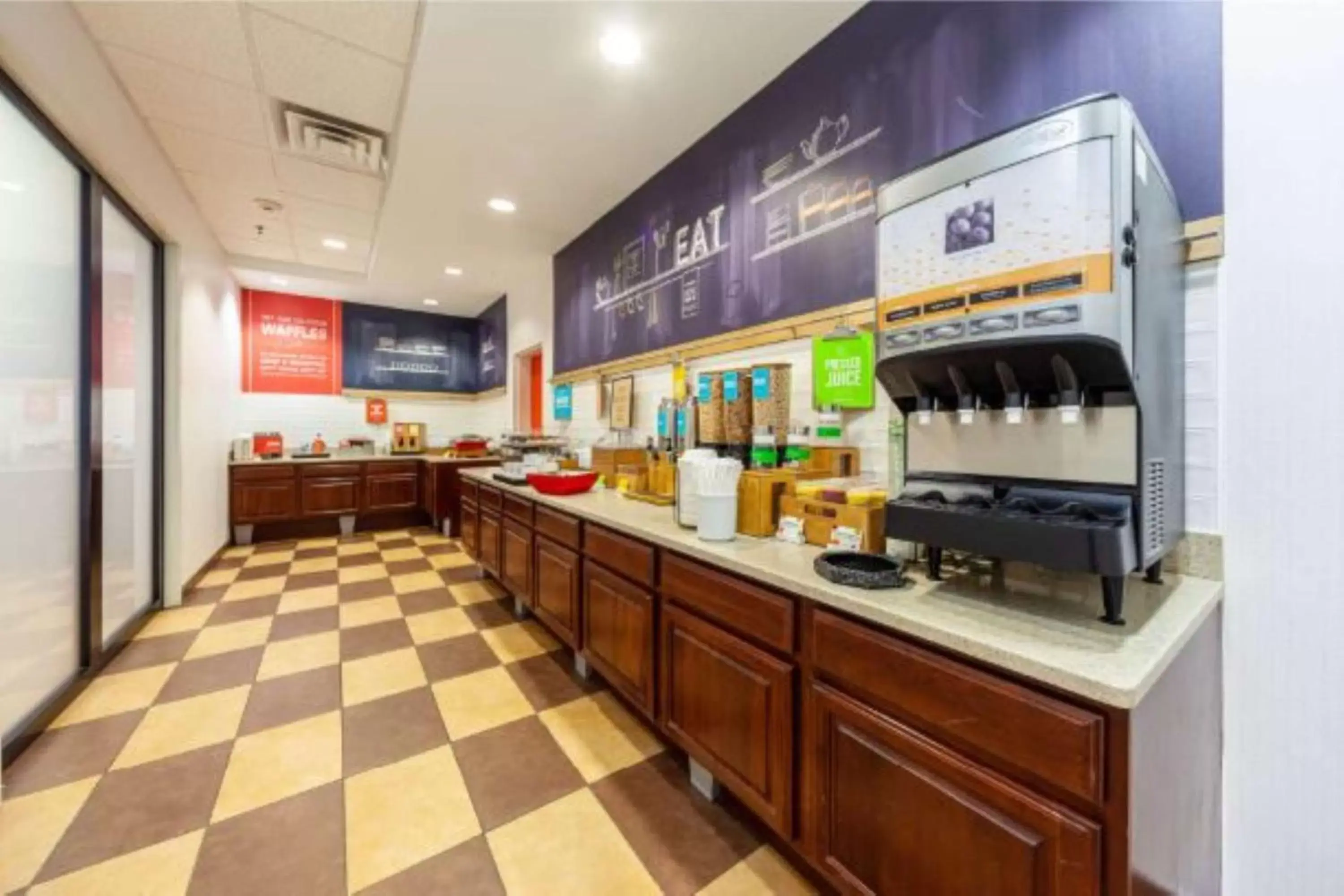 Breakfast, Restaurant/Places to Eat in Hampton Inn Inwood