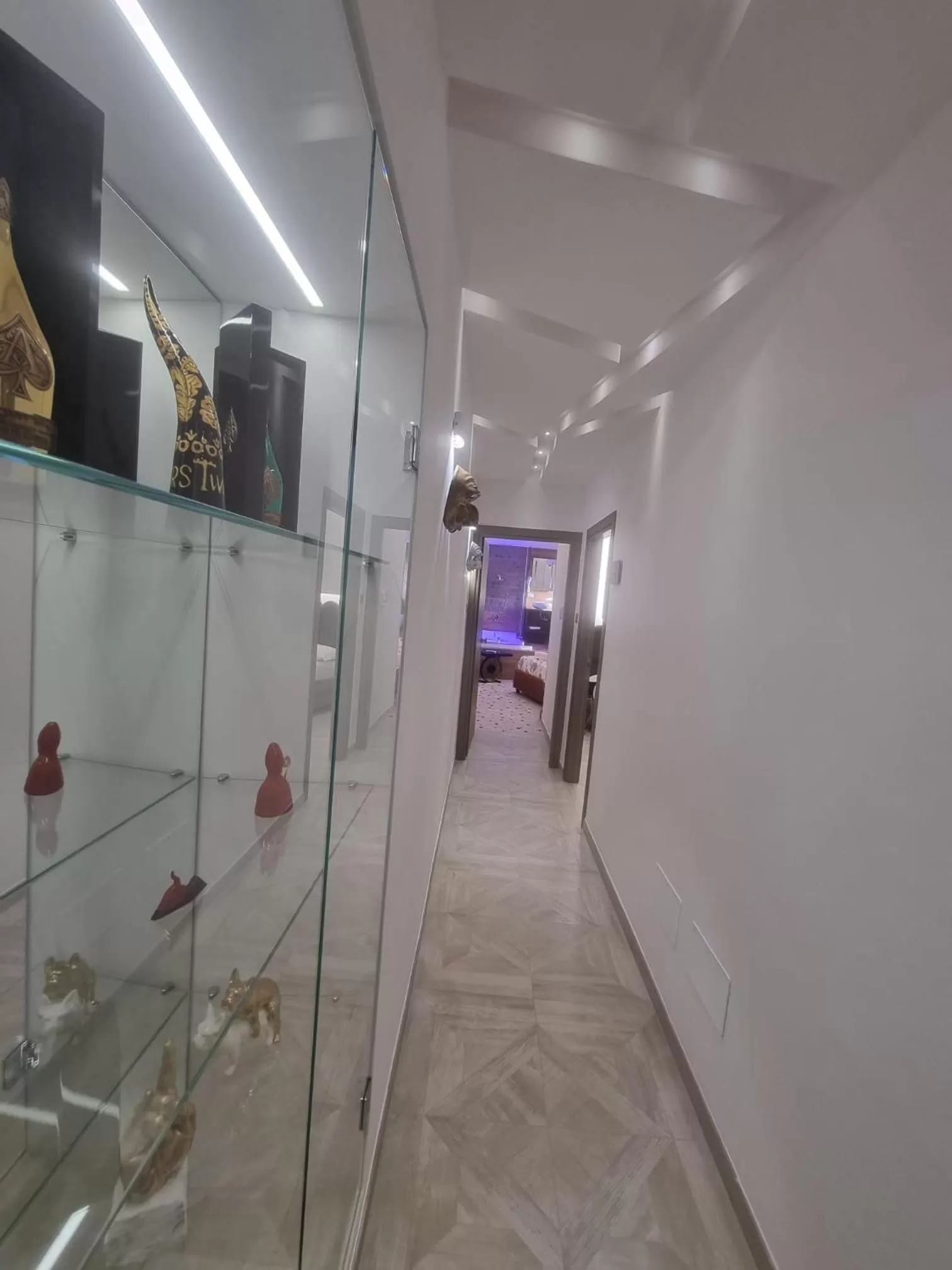 Bathroom in Twin Towers Naples Luxury