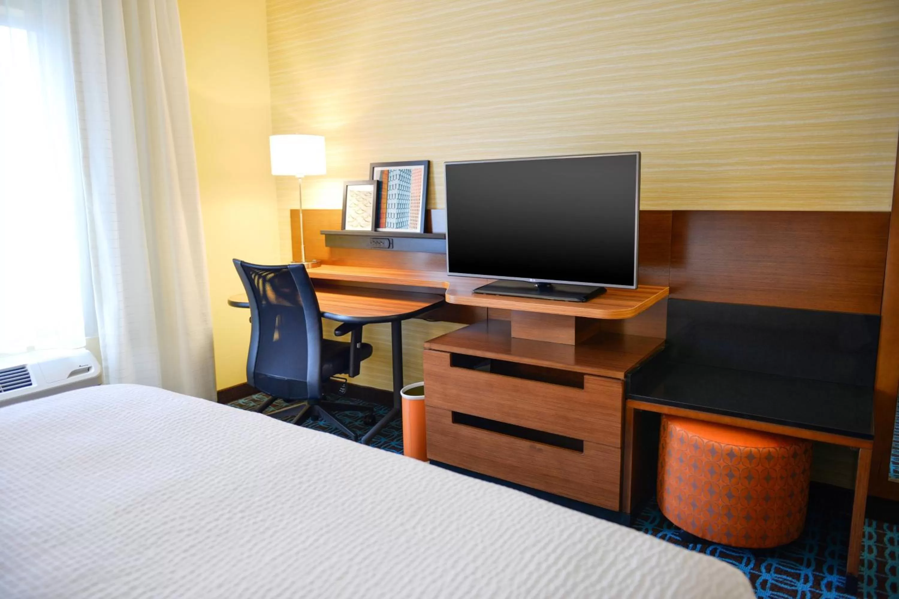 Queen Room with Two Queen Beds - Hearing Accessible in Fairfield Inn and Suites Canton South