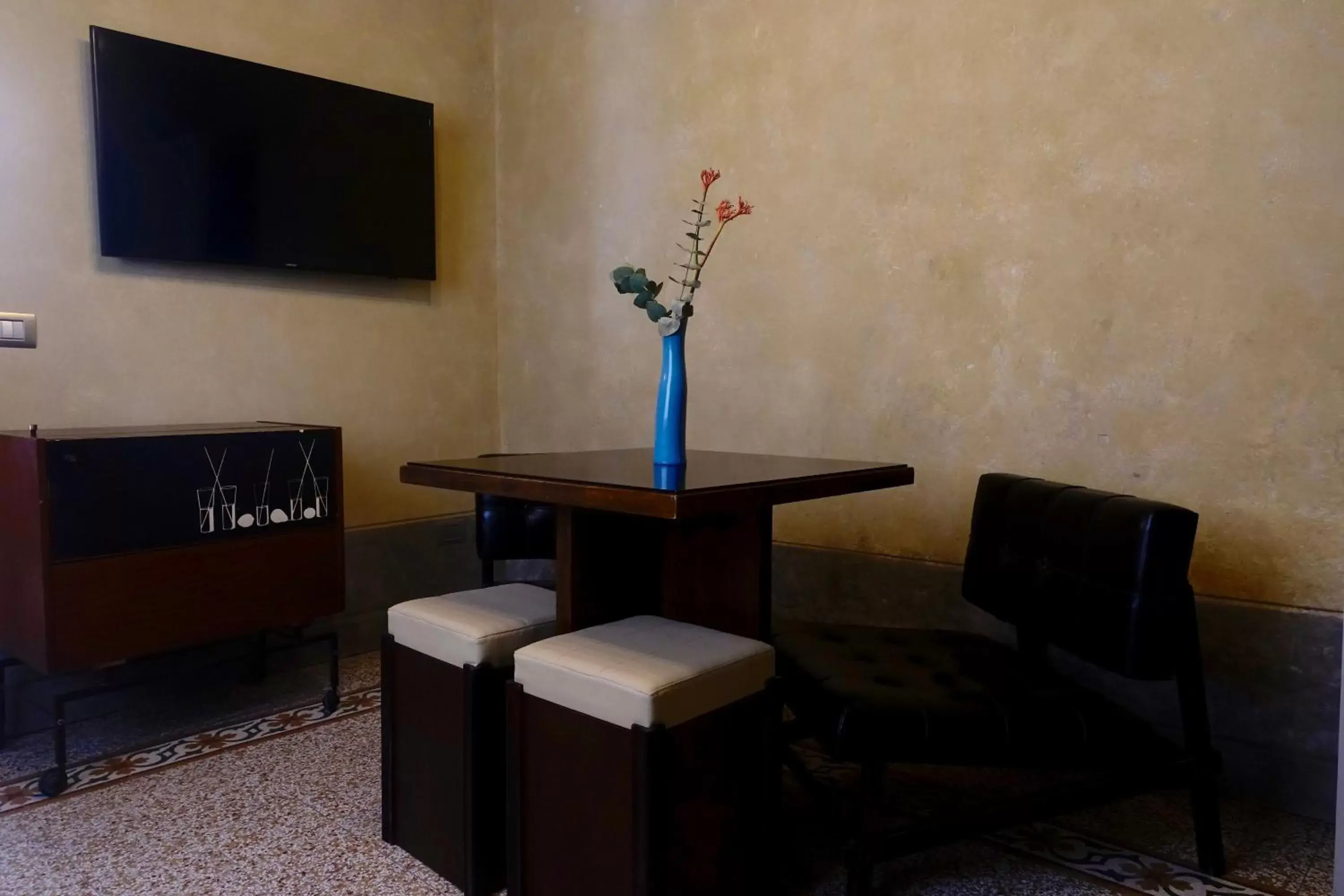 Living room, TV/Entertainment Center in Palazzo San Niccolò