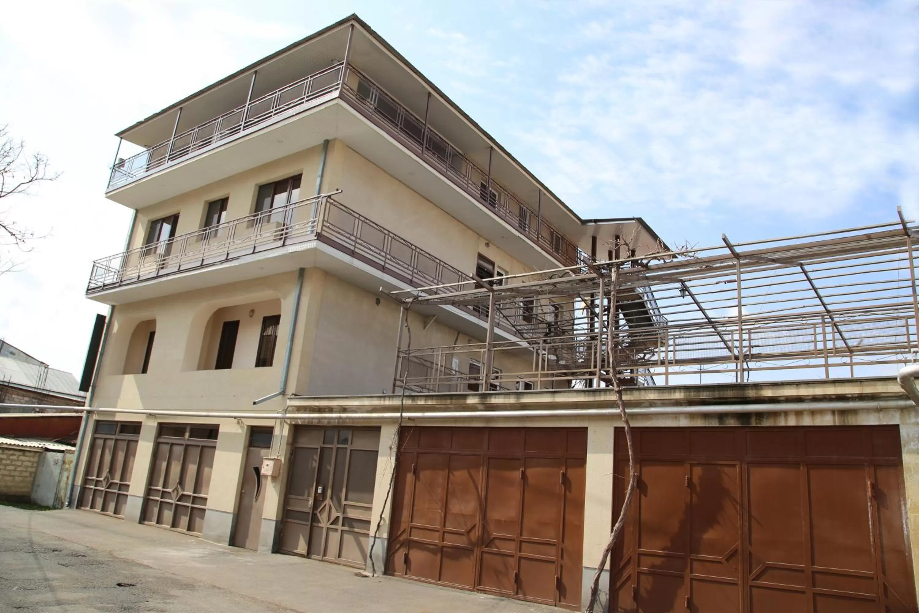 Facade/entrance in Hotel For You