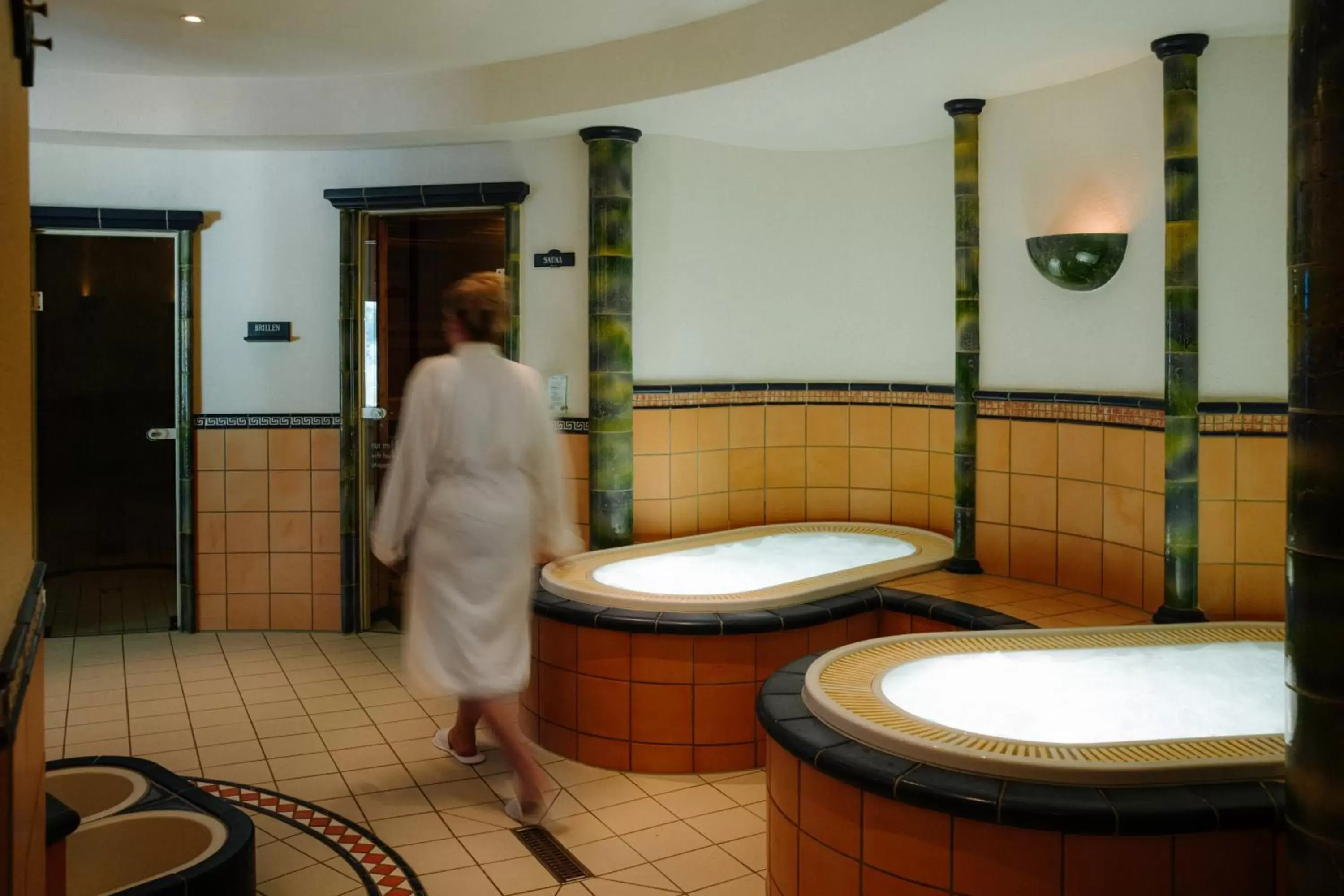 Spa and wellness centre/facilities, Bathroom in Adler Adelboden