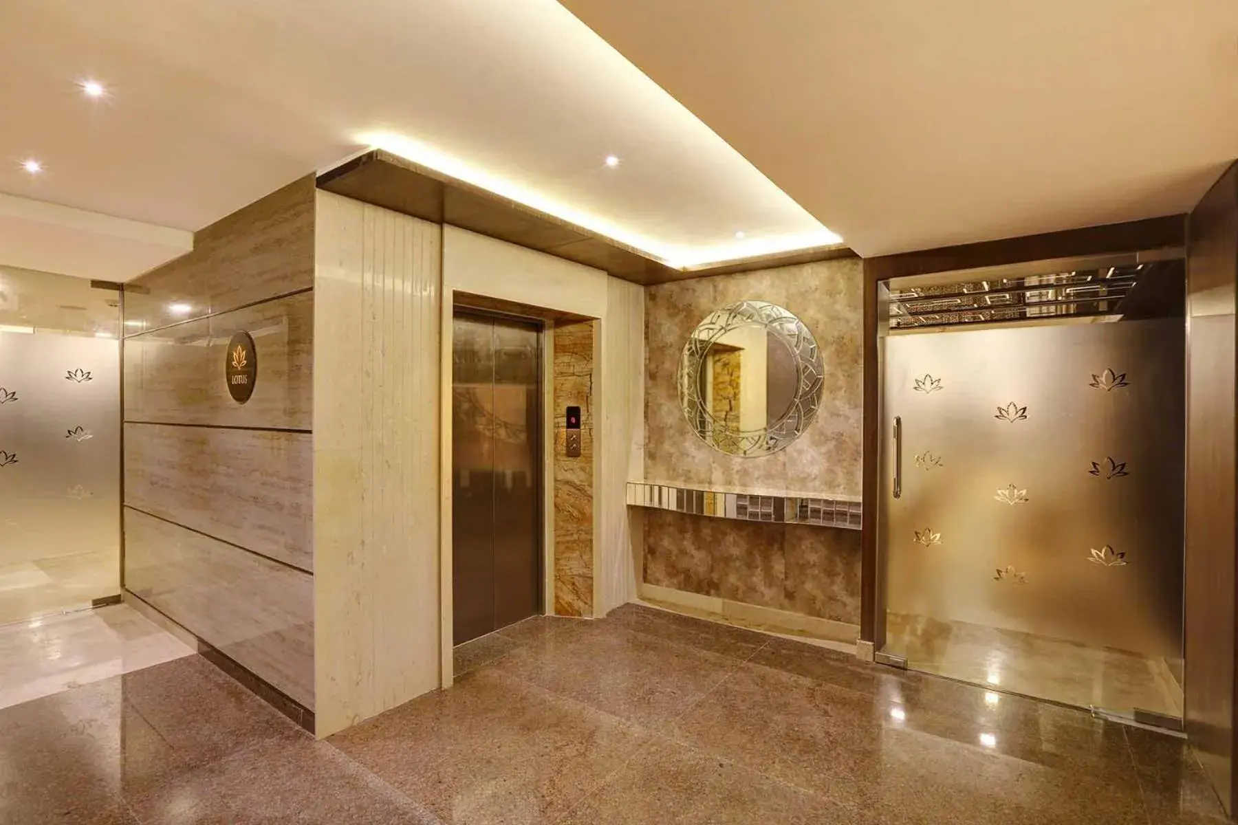 Property building in Roopa Elite Property building in Roopa Elite