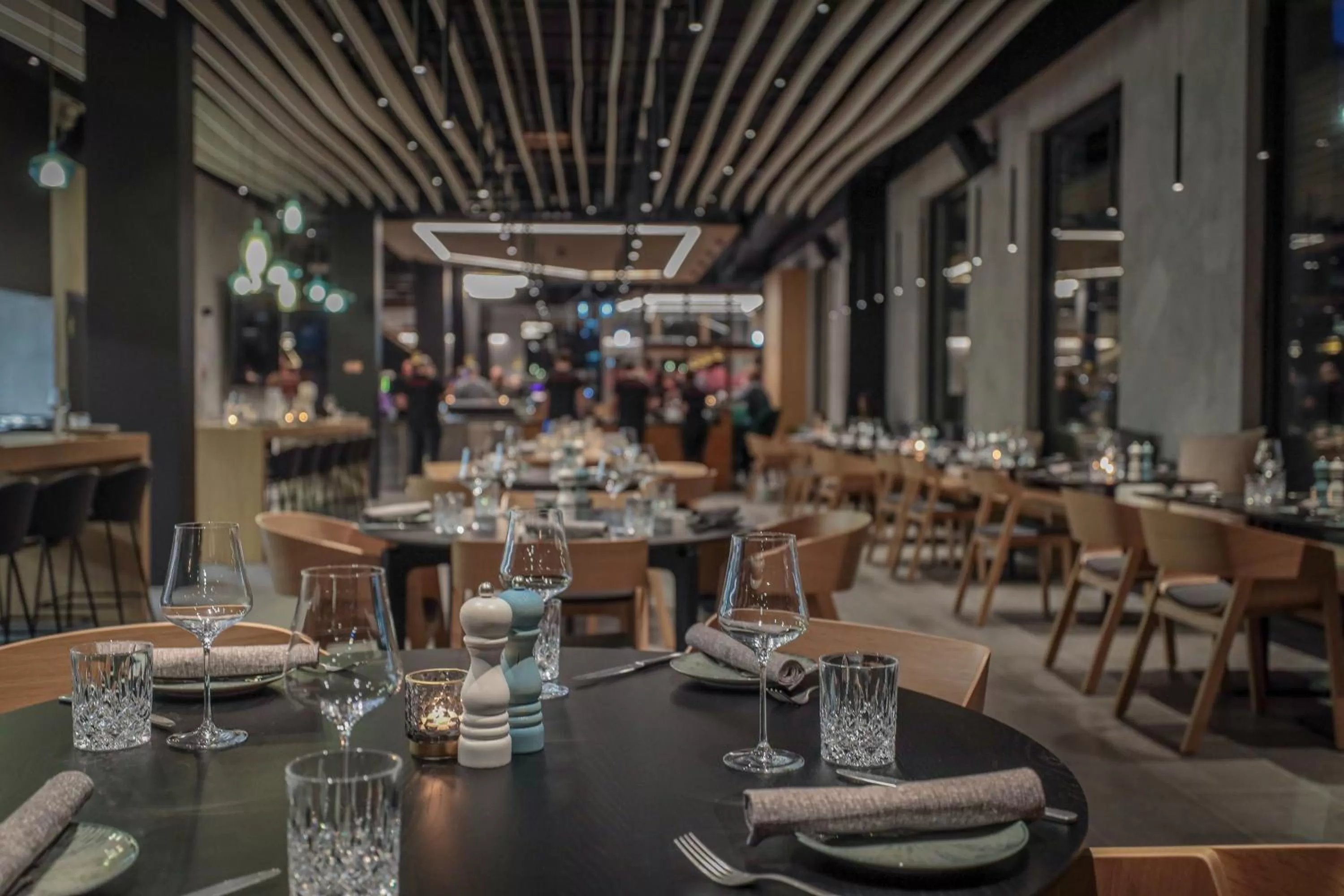 Restaurant/places to eat in AVES Hotel&Apartment Arosa