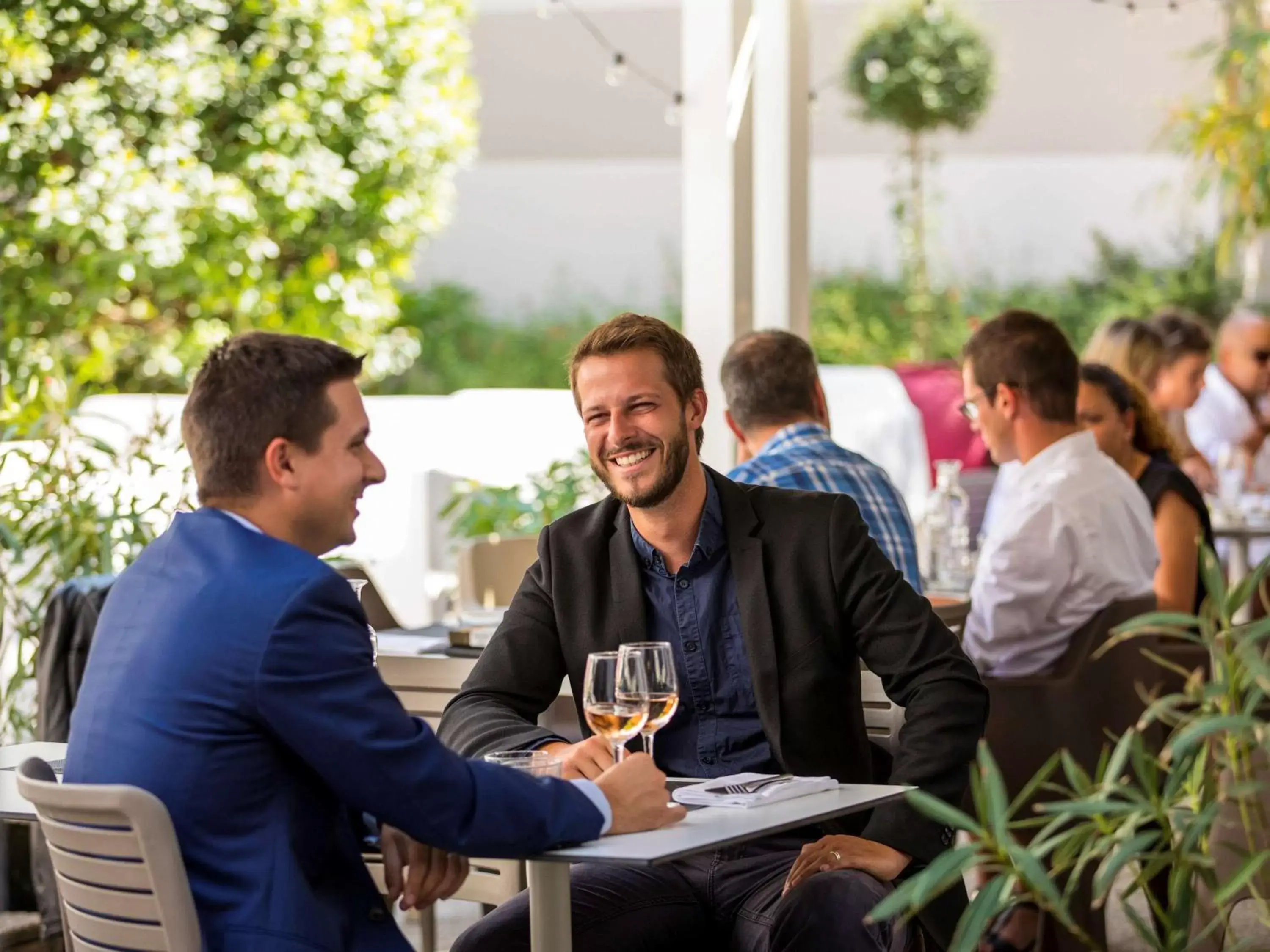 Lounge or bar, Guests in Mercure Bordeaux Centre Gare Saint Jean