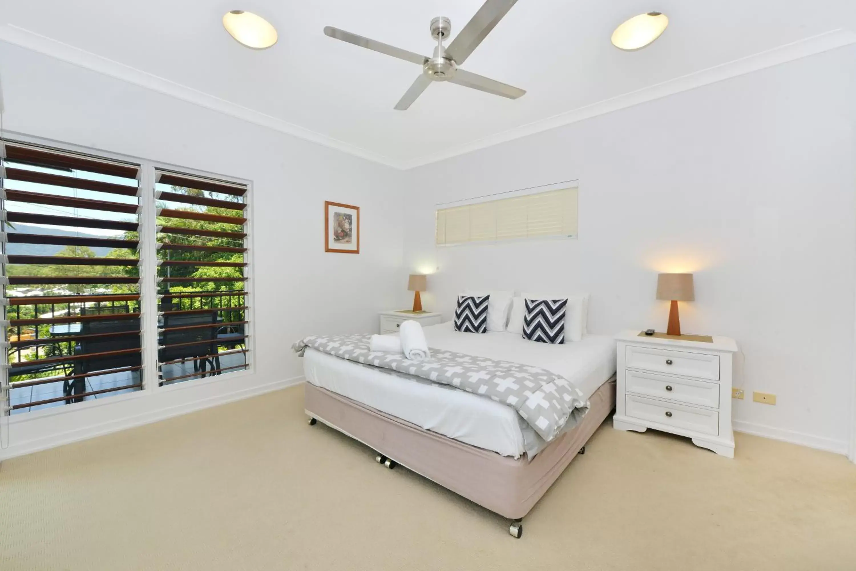 Bedroom, Bed in Bellevue At Trinity Beach