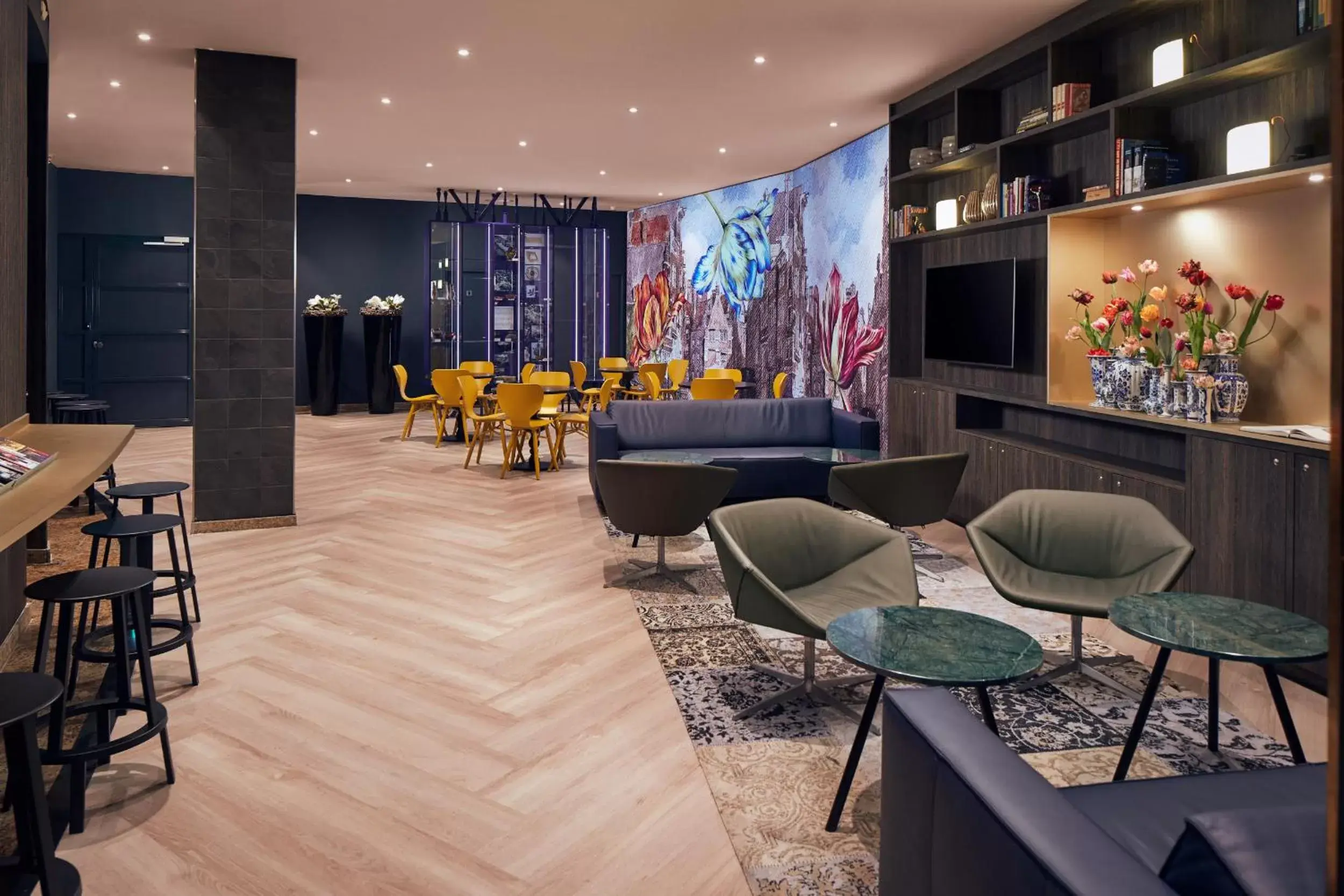 Lounge or bar, Lounge/Bar in Inntel Hotels Amsterdam Centre