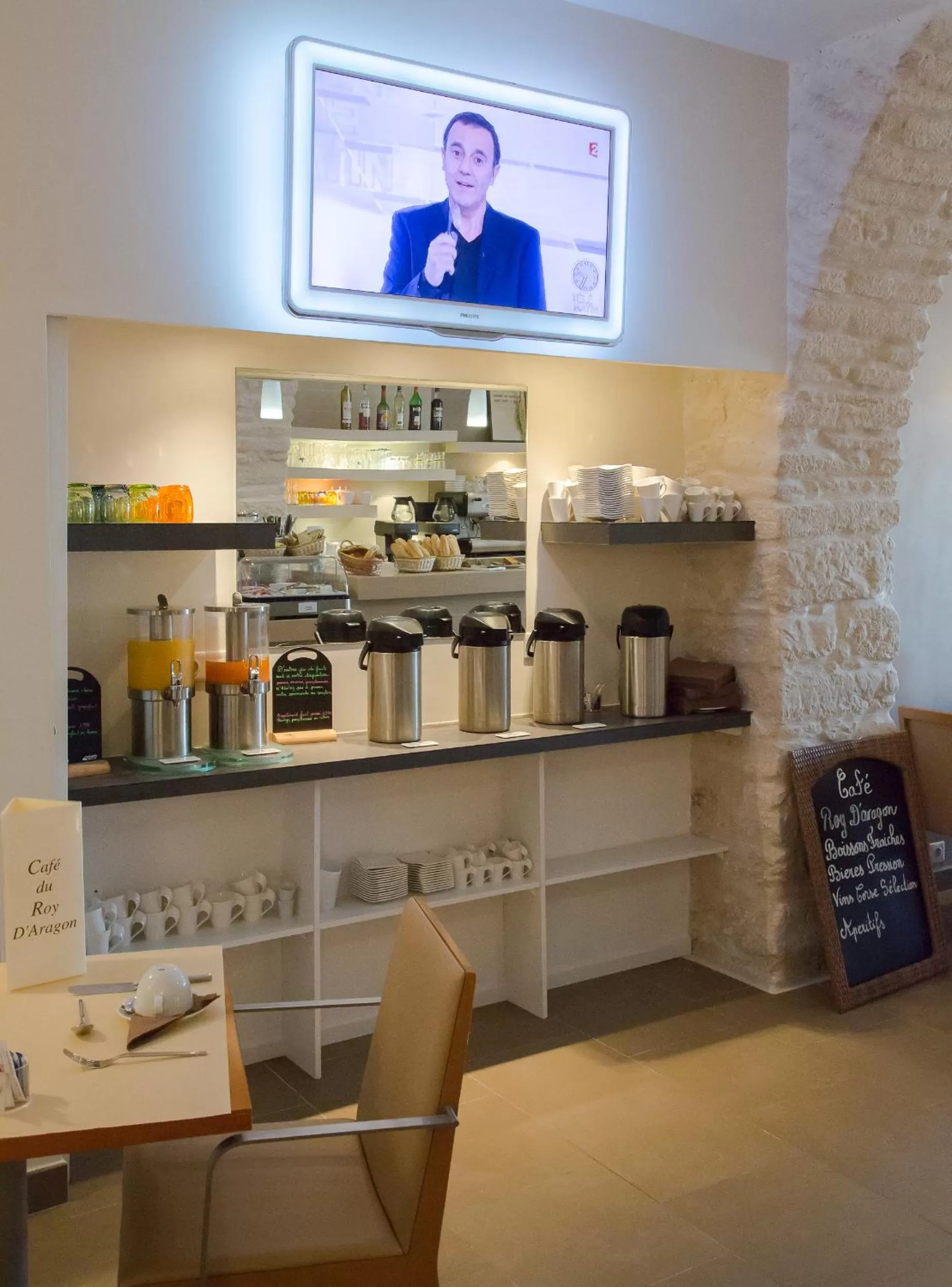 Restaurant/places to eat in Best Western Hotel du Roy d'Aragon