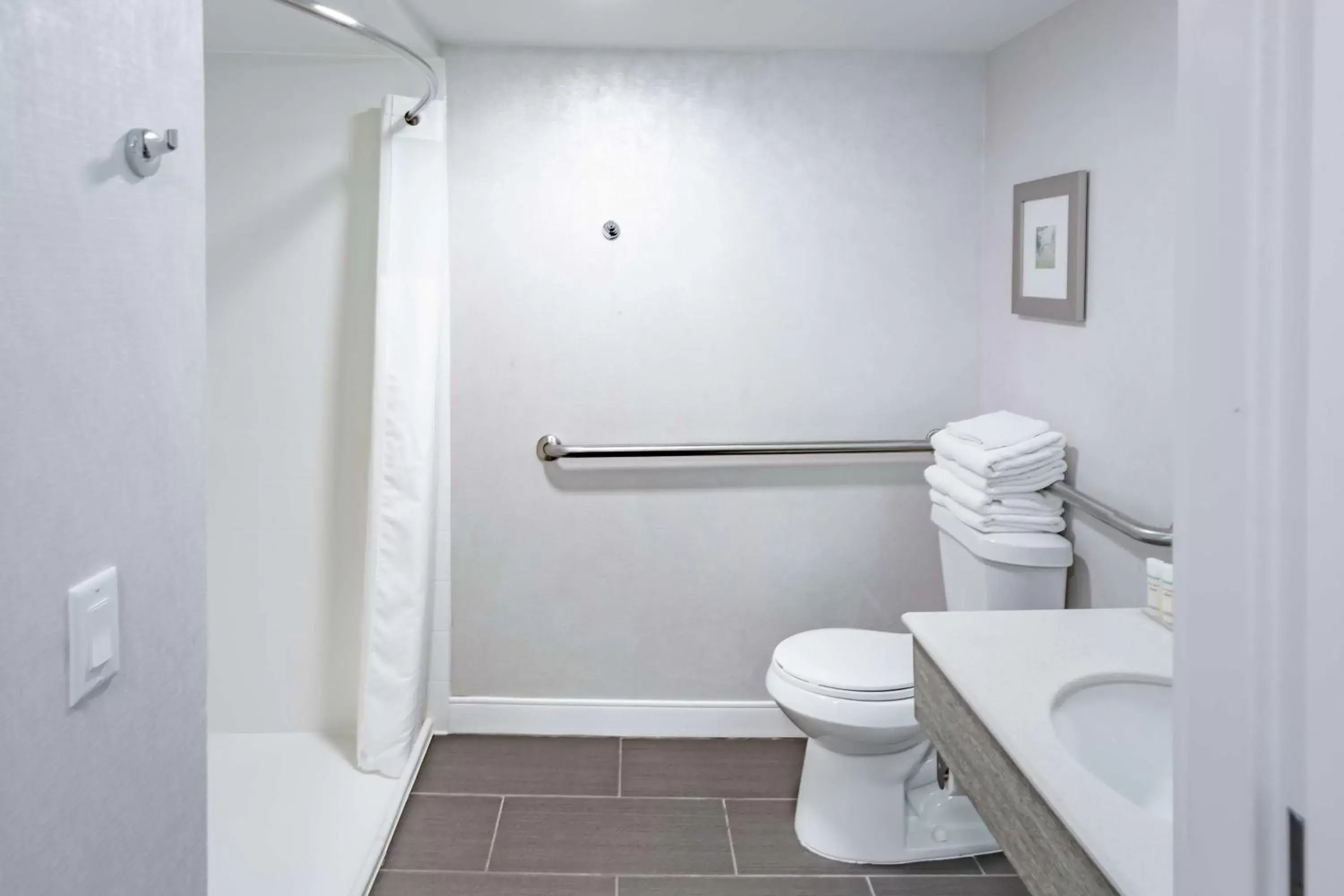 Bathroom in Hampton Inn Waco North Bathroom in Hampton Inn Waco North