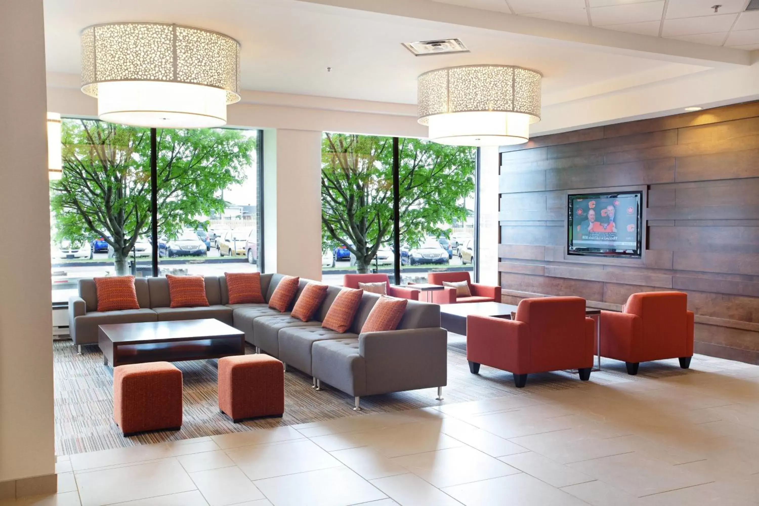 Lobby or reception, Lobby/Reception in Delta Hotels by Marriott Saguenay Conference Centre