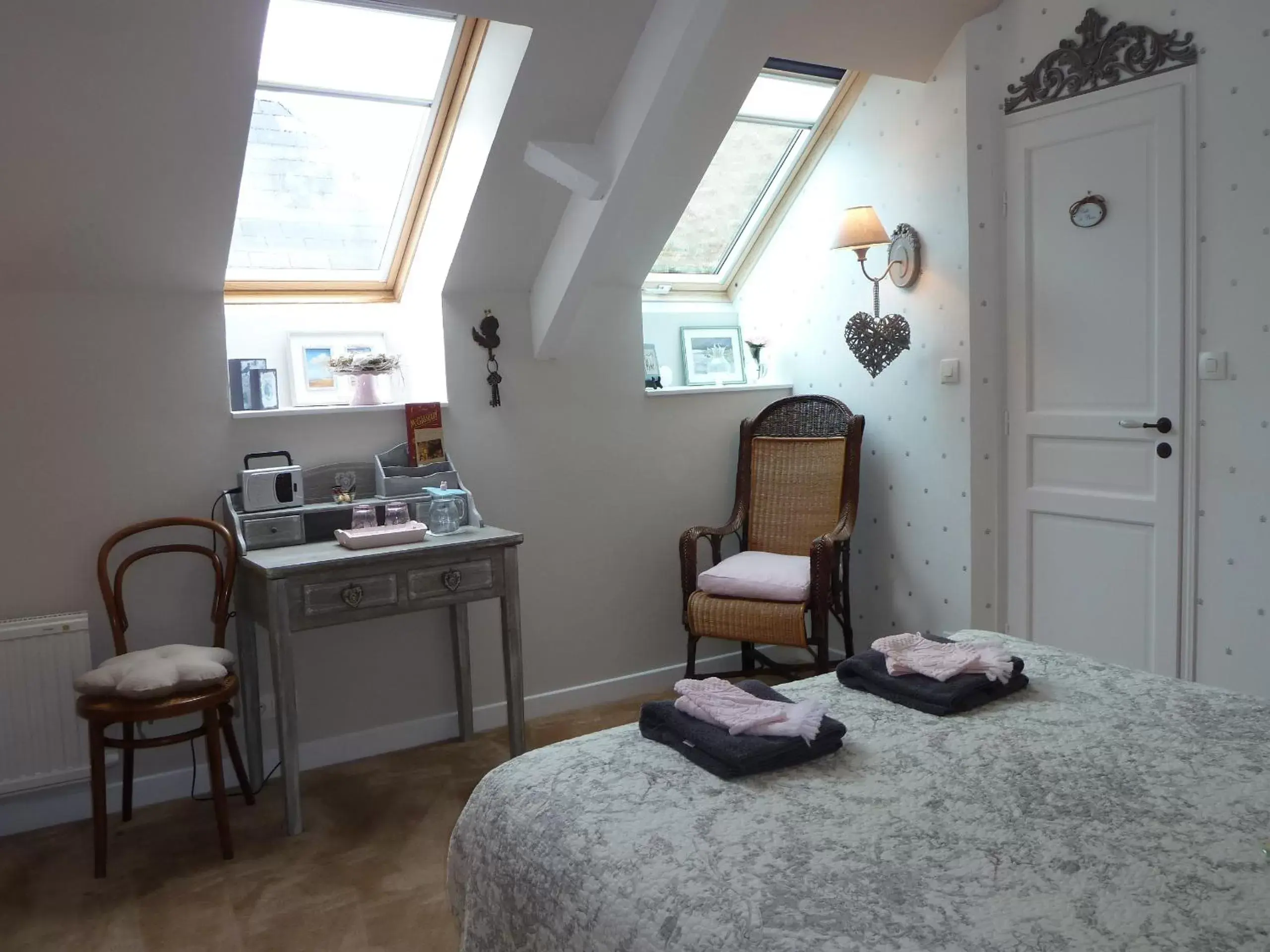 Bedroom in Manoir de Turqueville les Quatre Etoiles