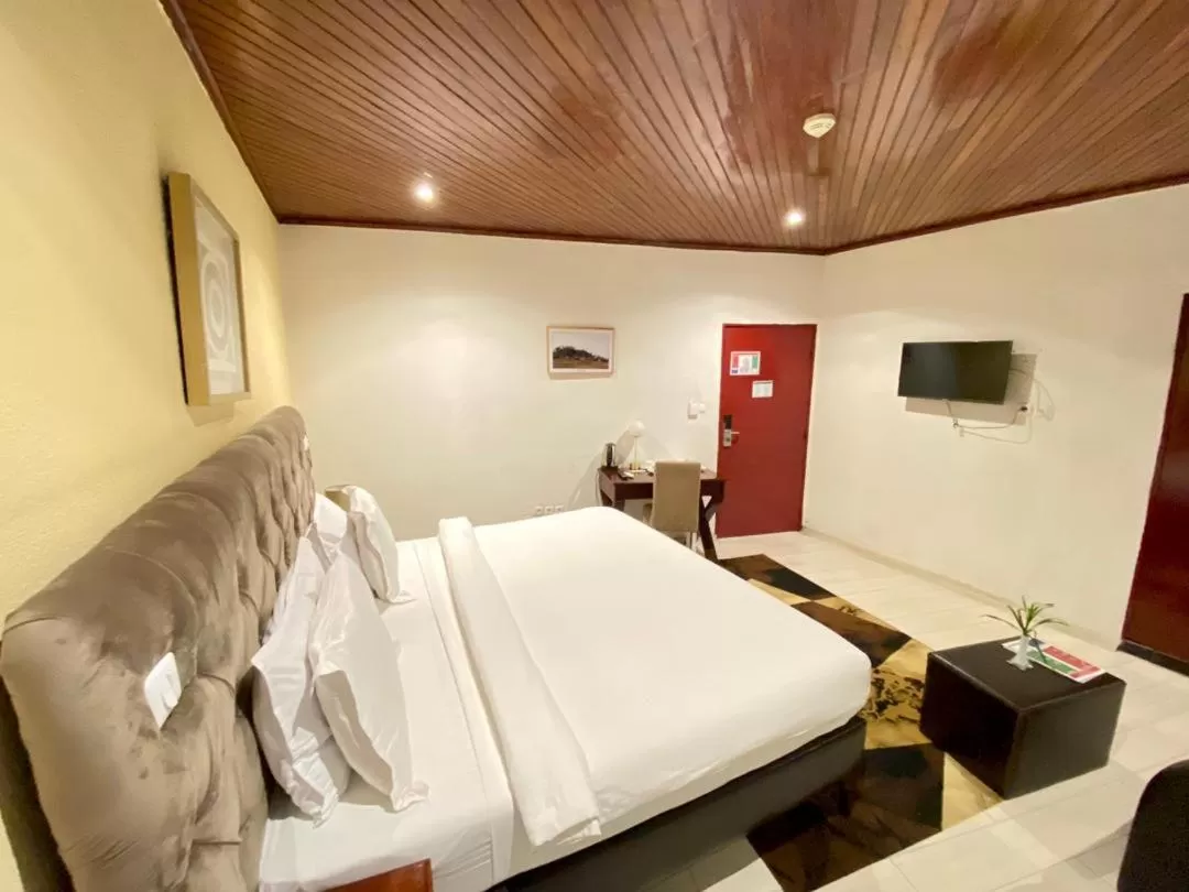 Bed in Fini Hotel Bobende