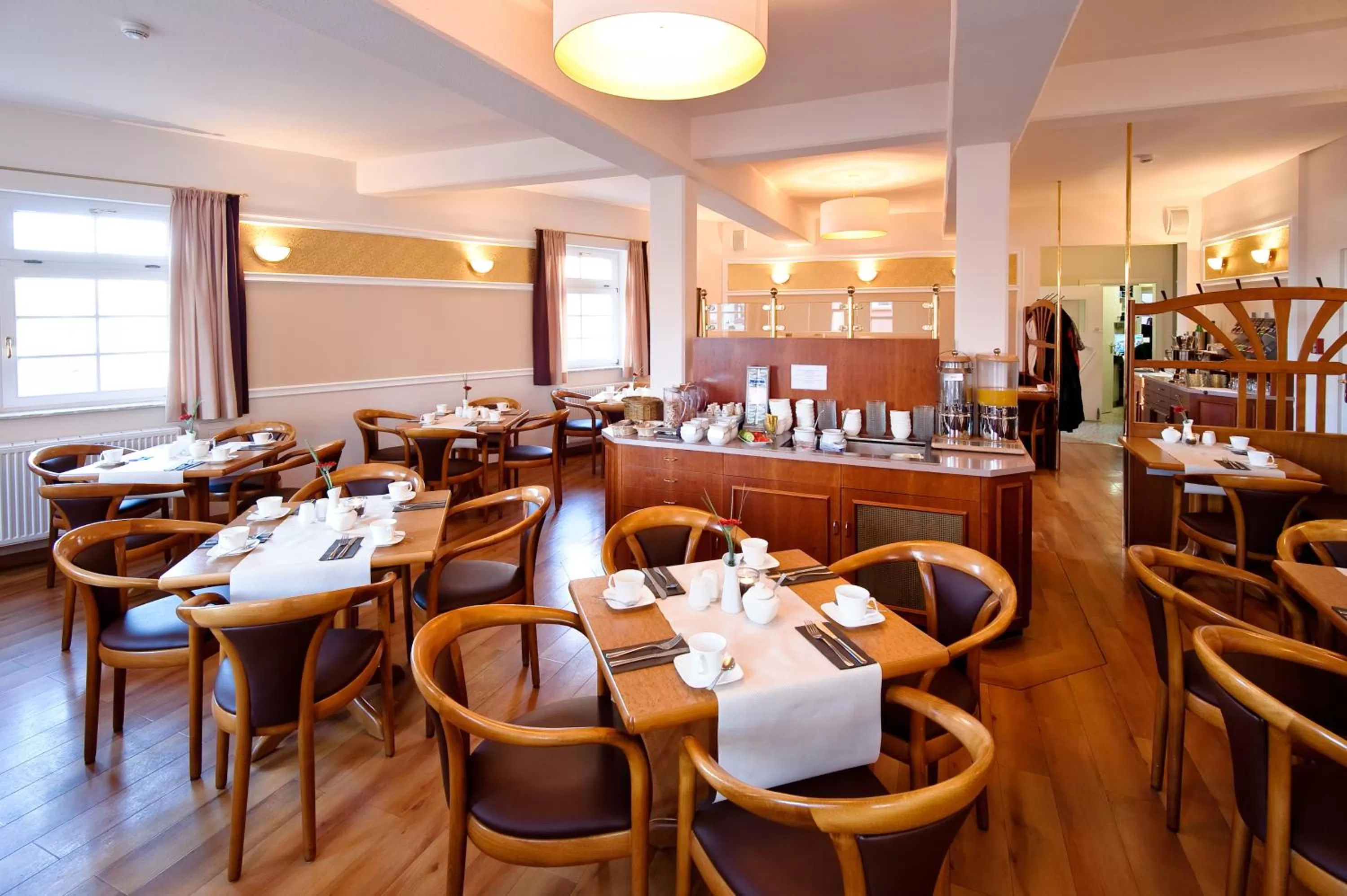 Restaurant/places to eat in Hotel Am Alten Hafen