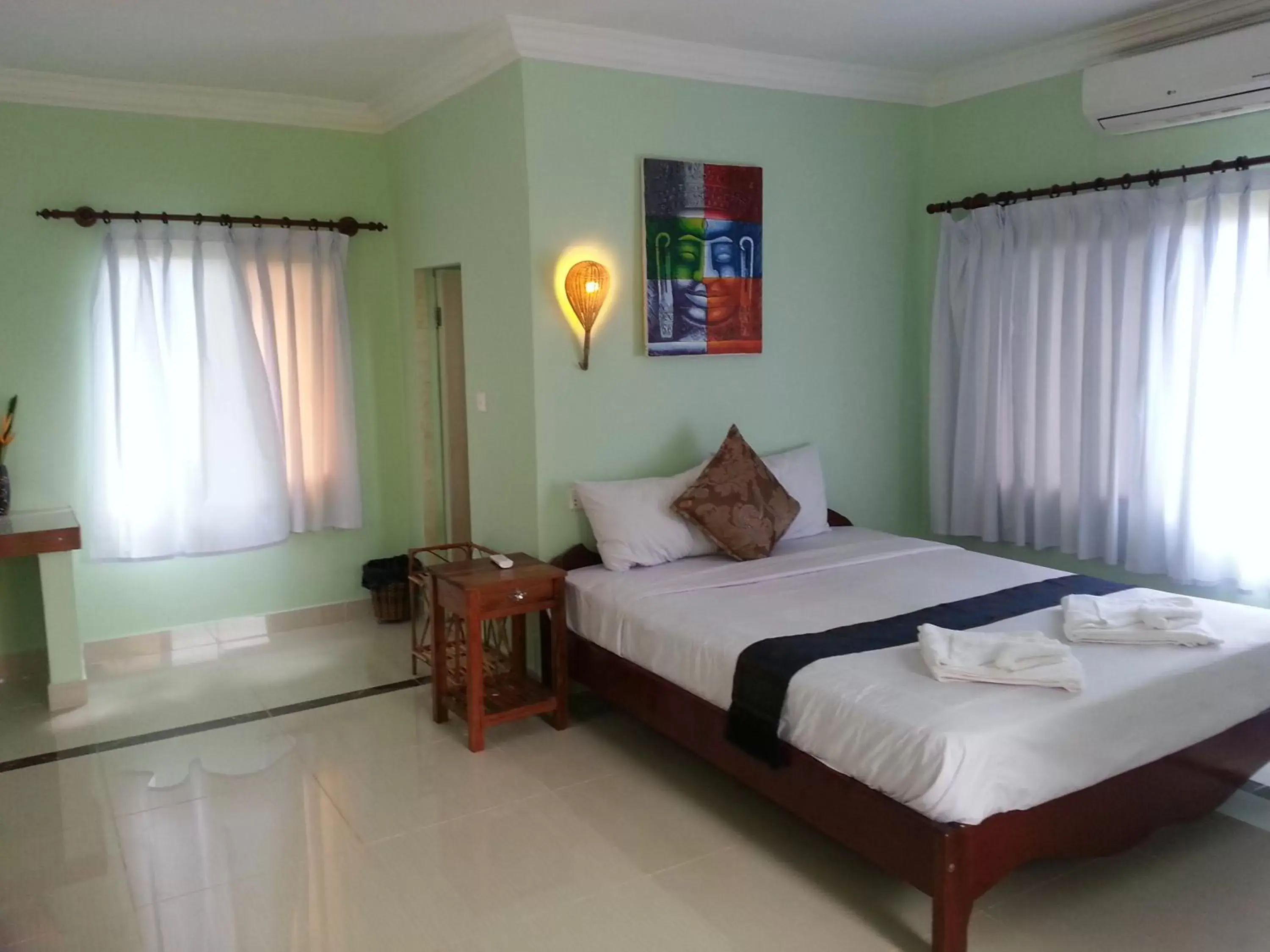 Bedroom, Bed in Bird of Paradise Bungalows