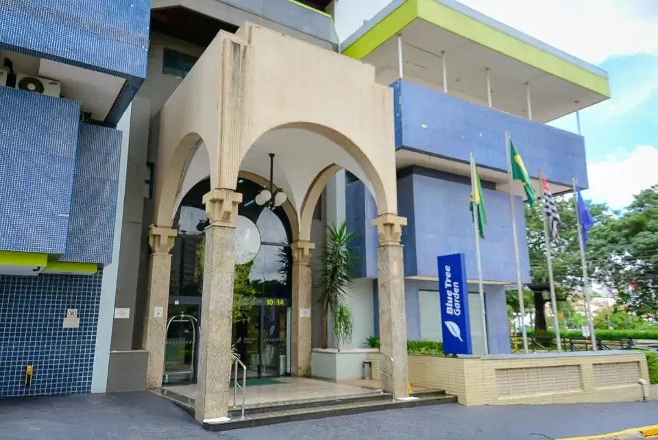 Facade/entrance, Property Building in Blue Tree Garden Bauru