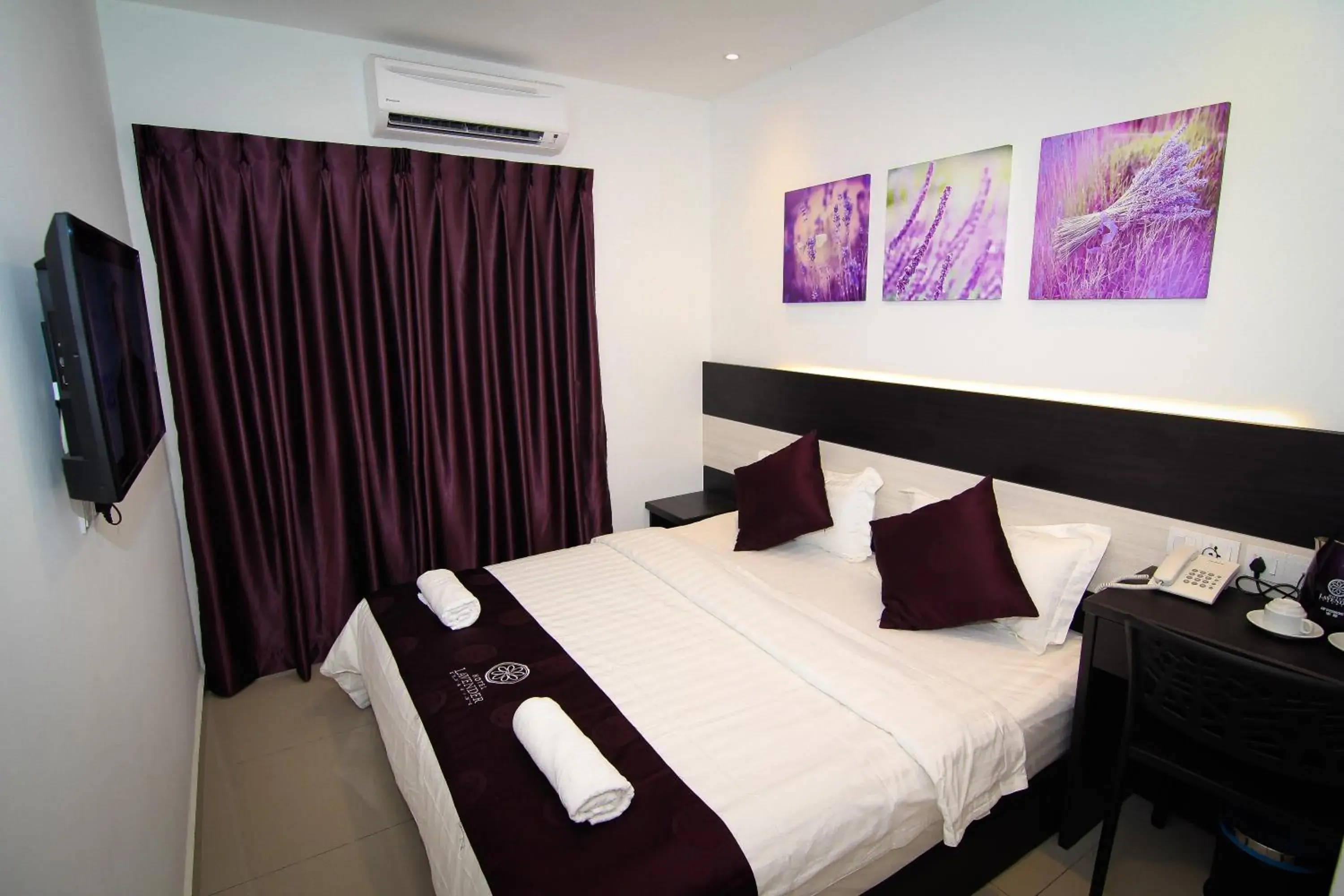 Photo of the whole room, Bed in Hotel Lavender Senawang