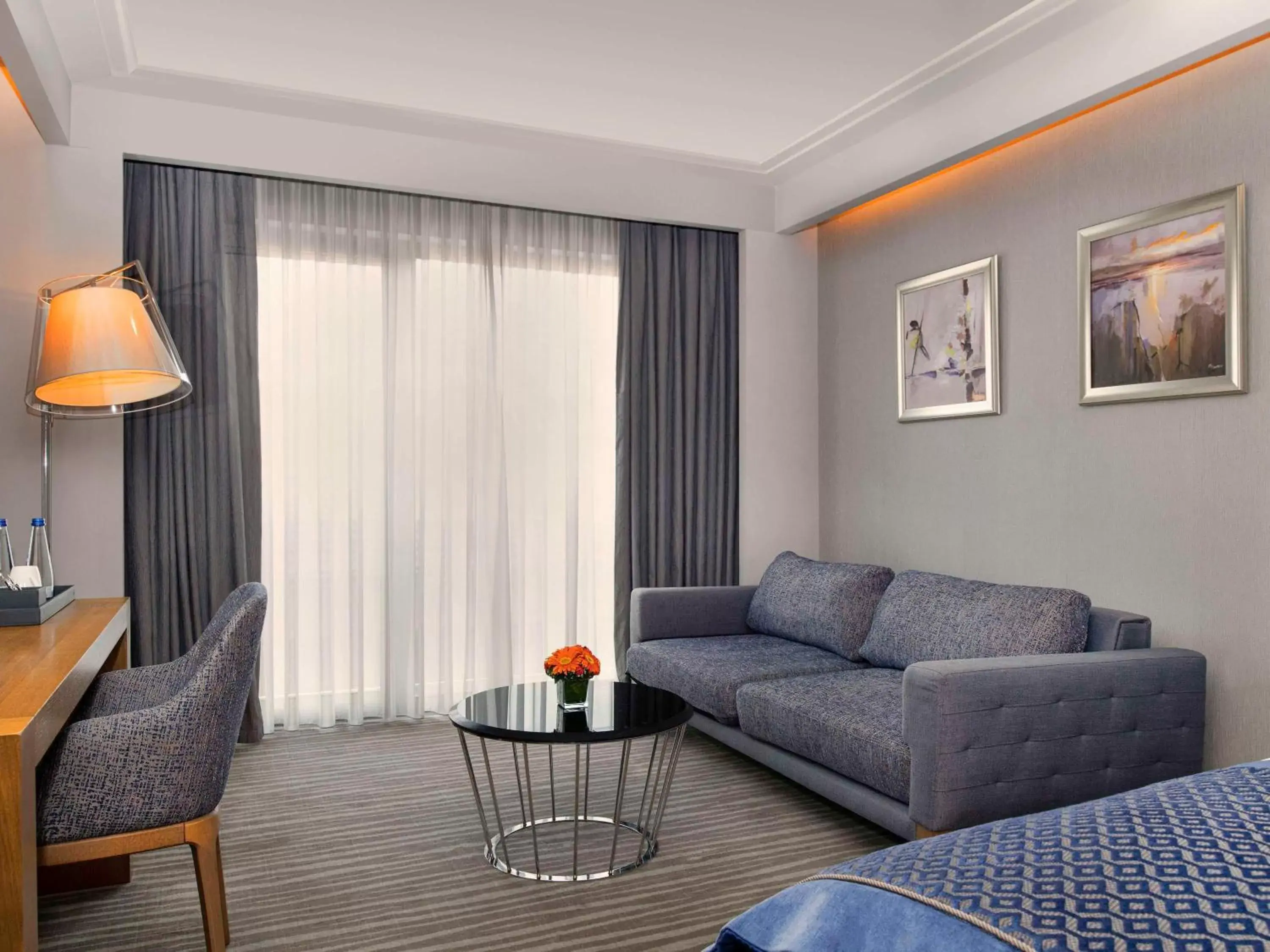 Bedroom, Seating Area in Mövenpick Hotel & Thermal Spa Bursa