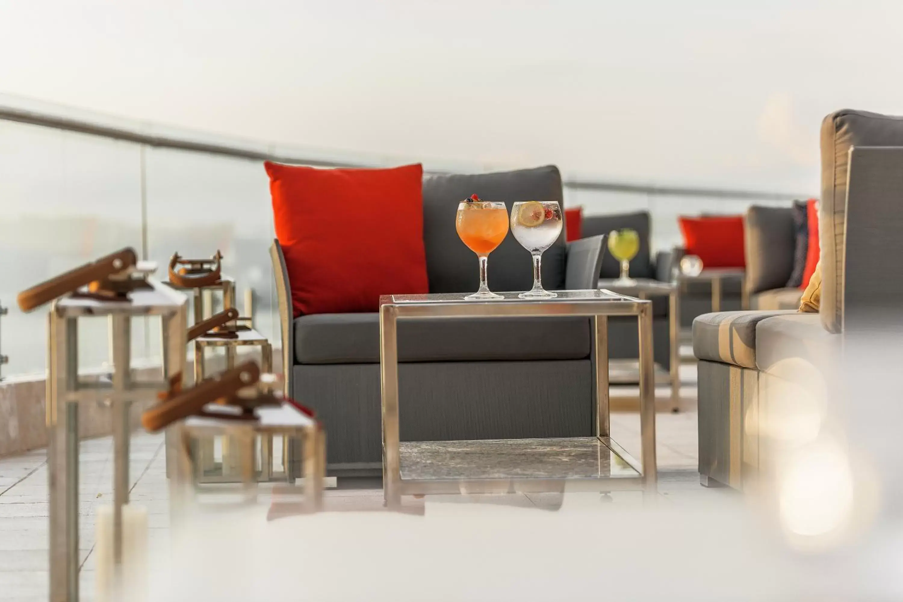 Lounge or bar, Seating Area in Grand Miramar All Luxury Suites & Residences