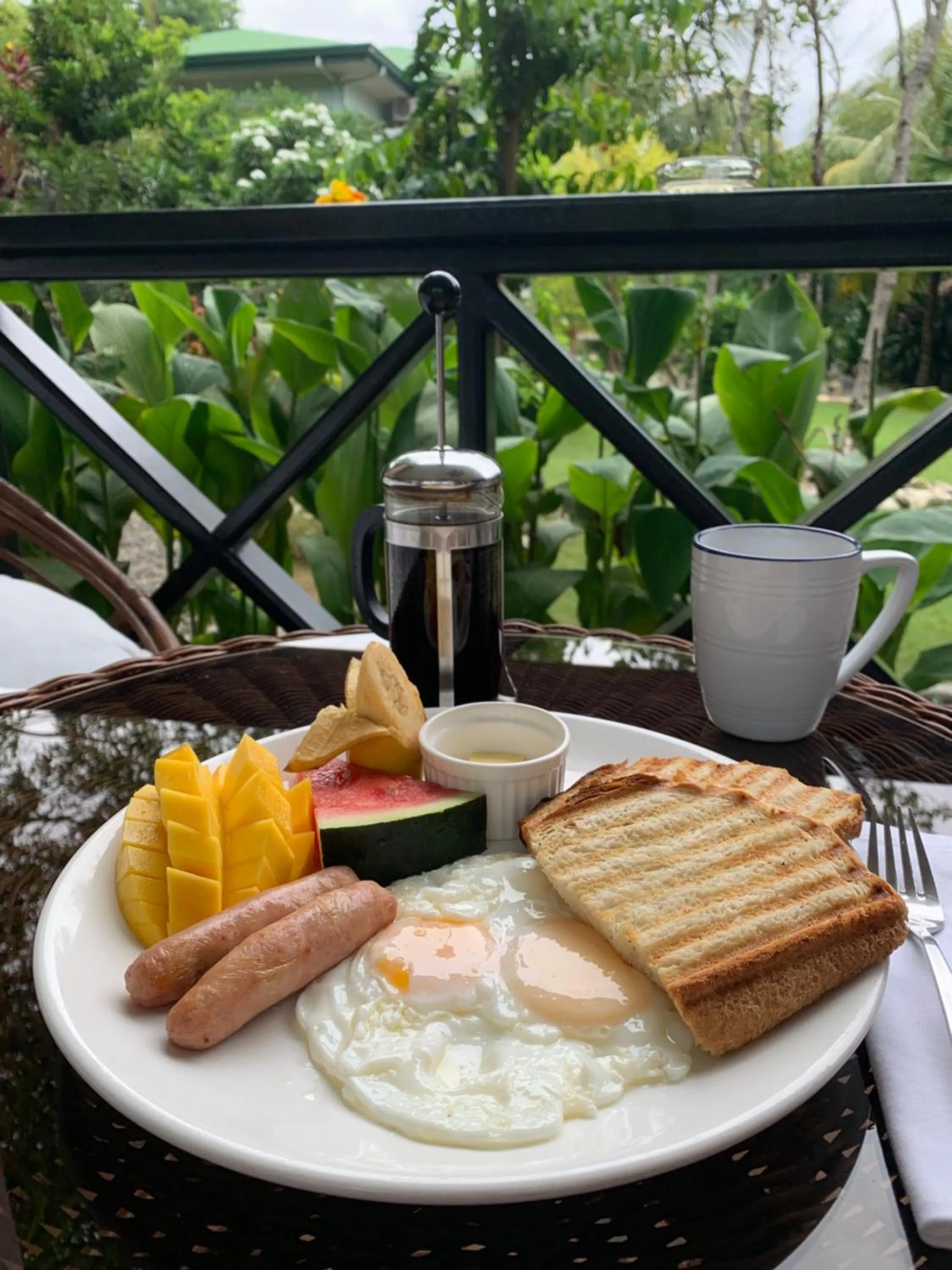 Breakfast in Edgewater Dive & Spa Resort
