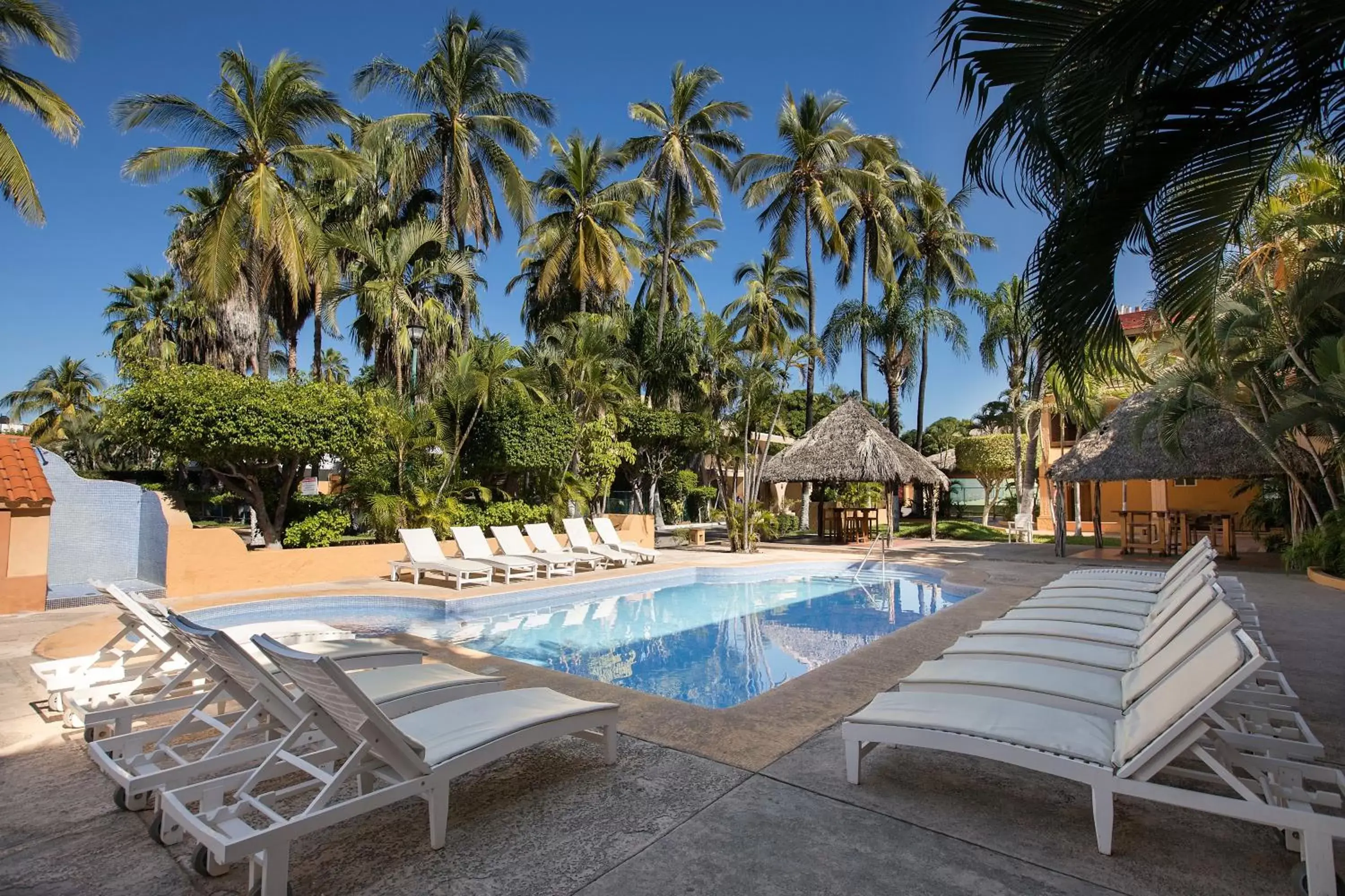 Swimming Pool in Hotel Margaritas