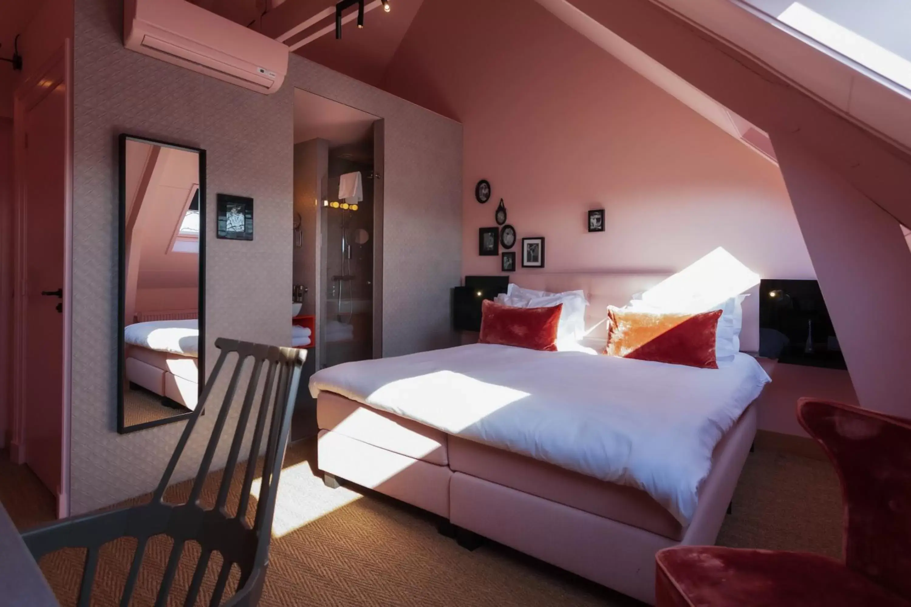 Bed in Boutiquehotel Staats