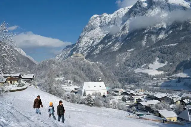 Area and facilities, Winter in Werfenerhof