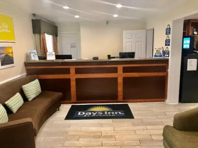 Lobby/Reception in Days Inn by Wyndham Manning