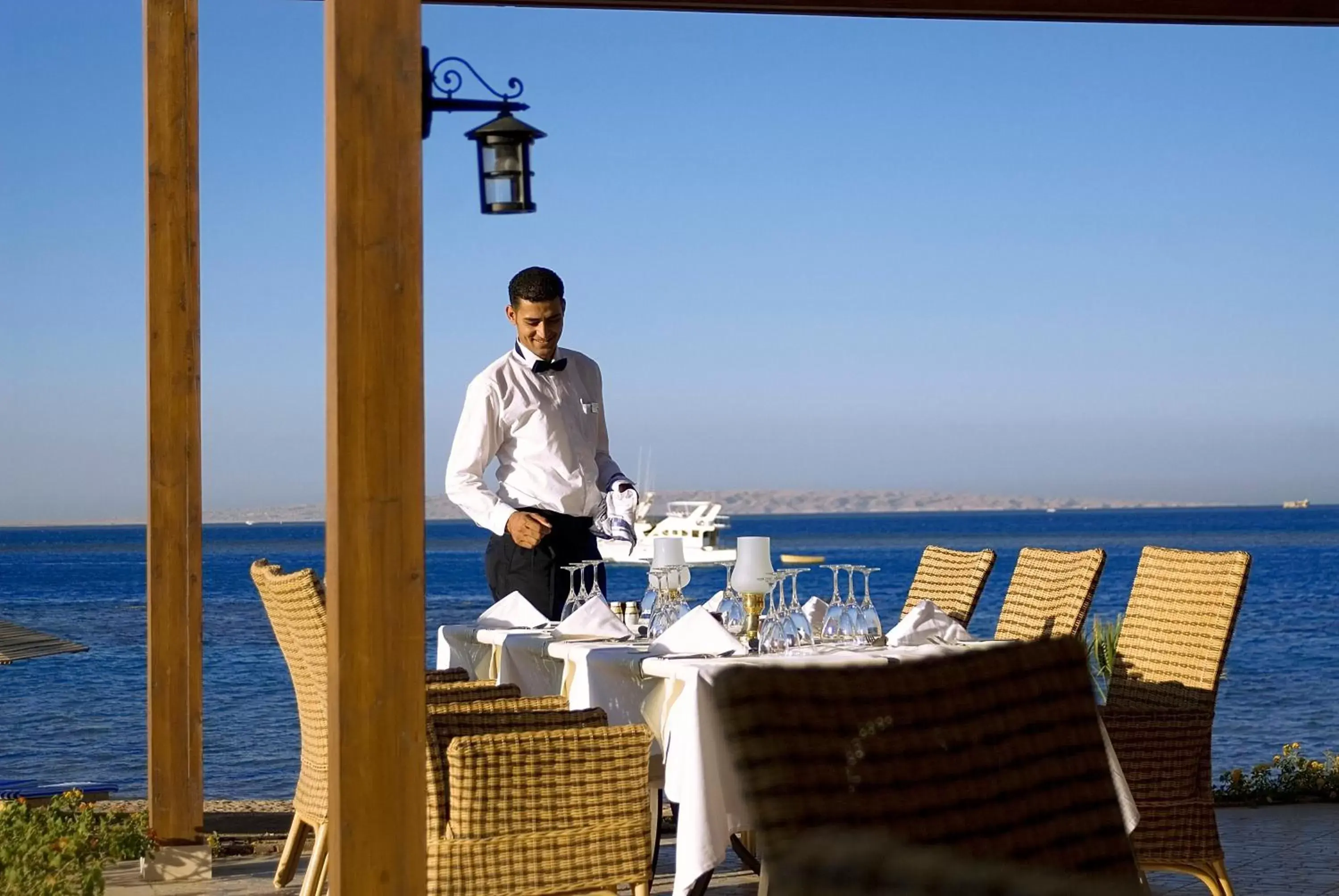 Restaurant/places to eat in Steigenberger Aldau Beach Hotel