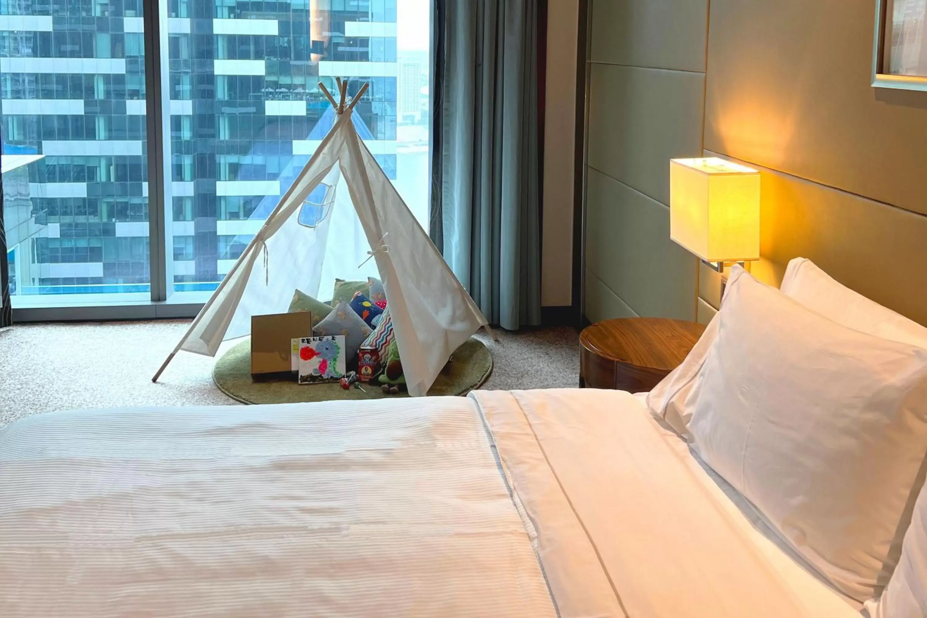 Other, Bed in The Westin Singapore