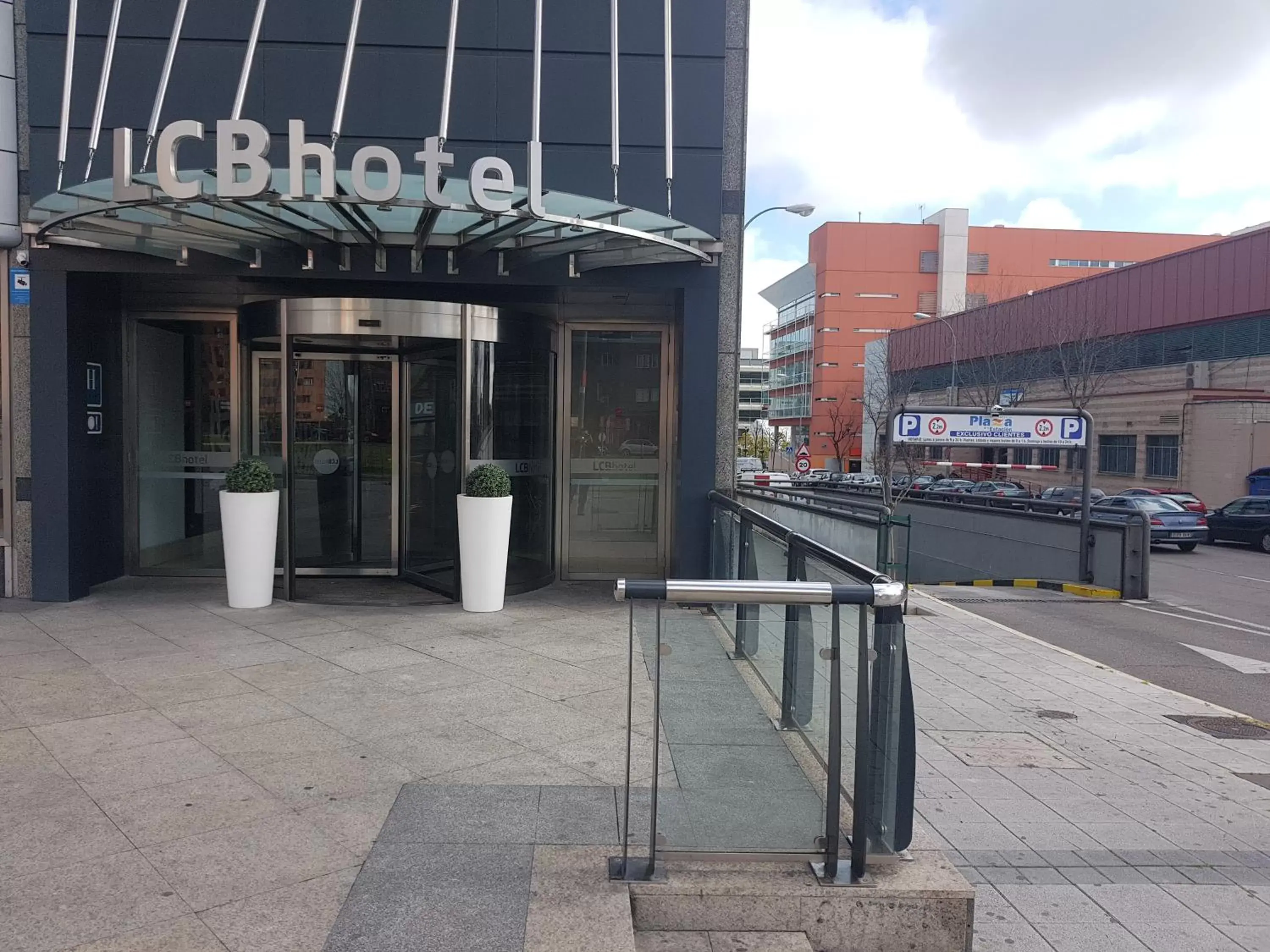 Facade/entrance in LCB Hotel Fuenlabrada