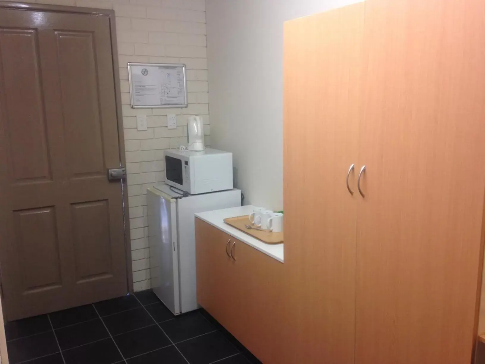 Coffee/tea facilities in Budget Motel Coffee/tea facilities in Budget Motel