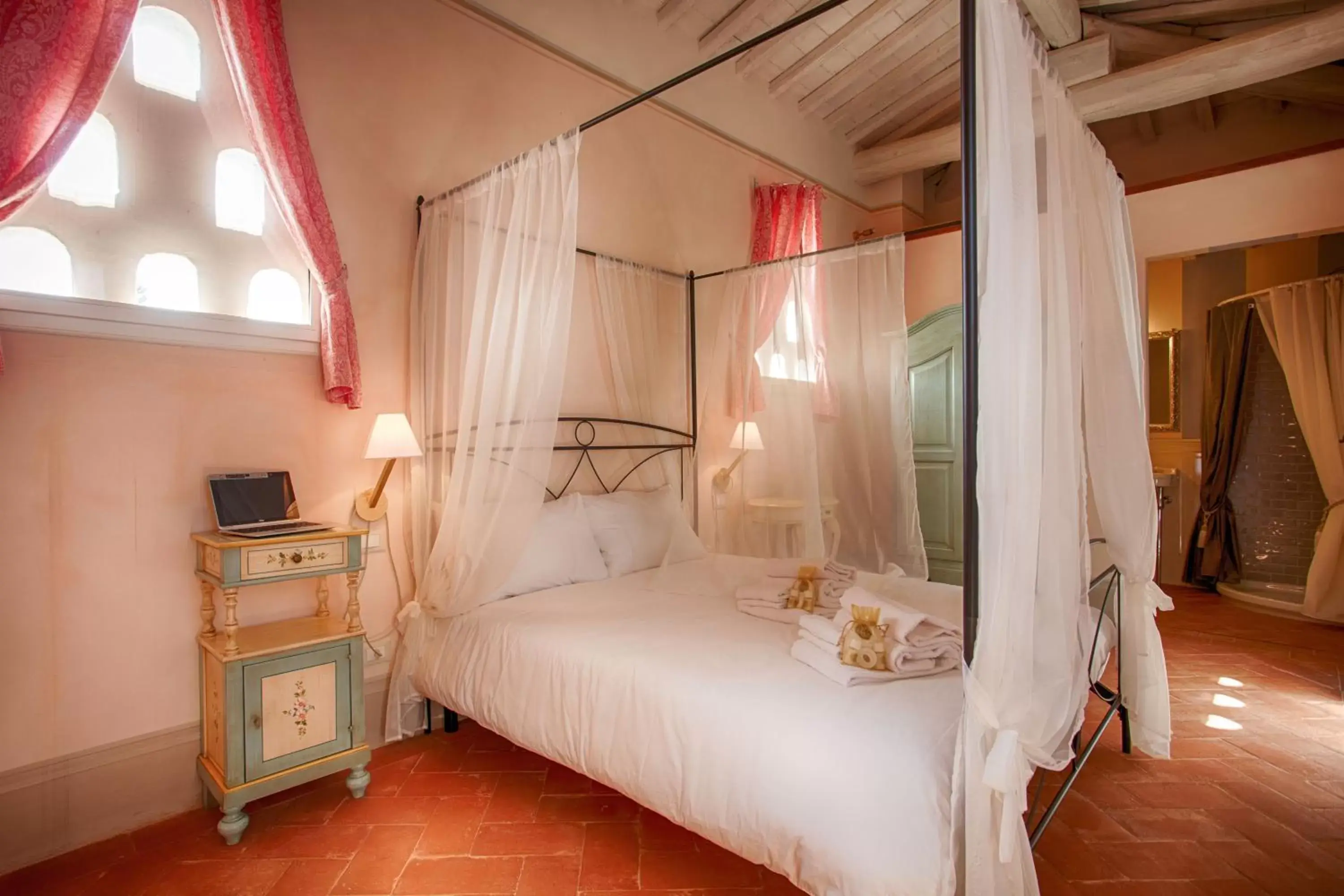 Bed in Podere San Pietro Resort