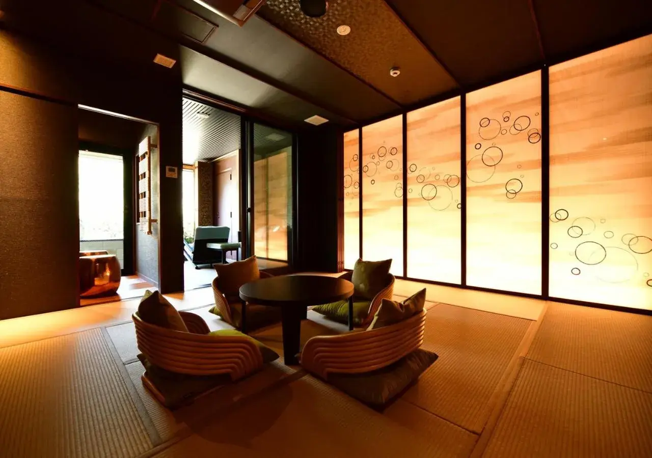 Photo of the whole room in Balinese onsen ryokan Hakone Airu