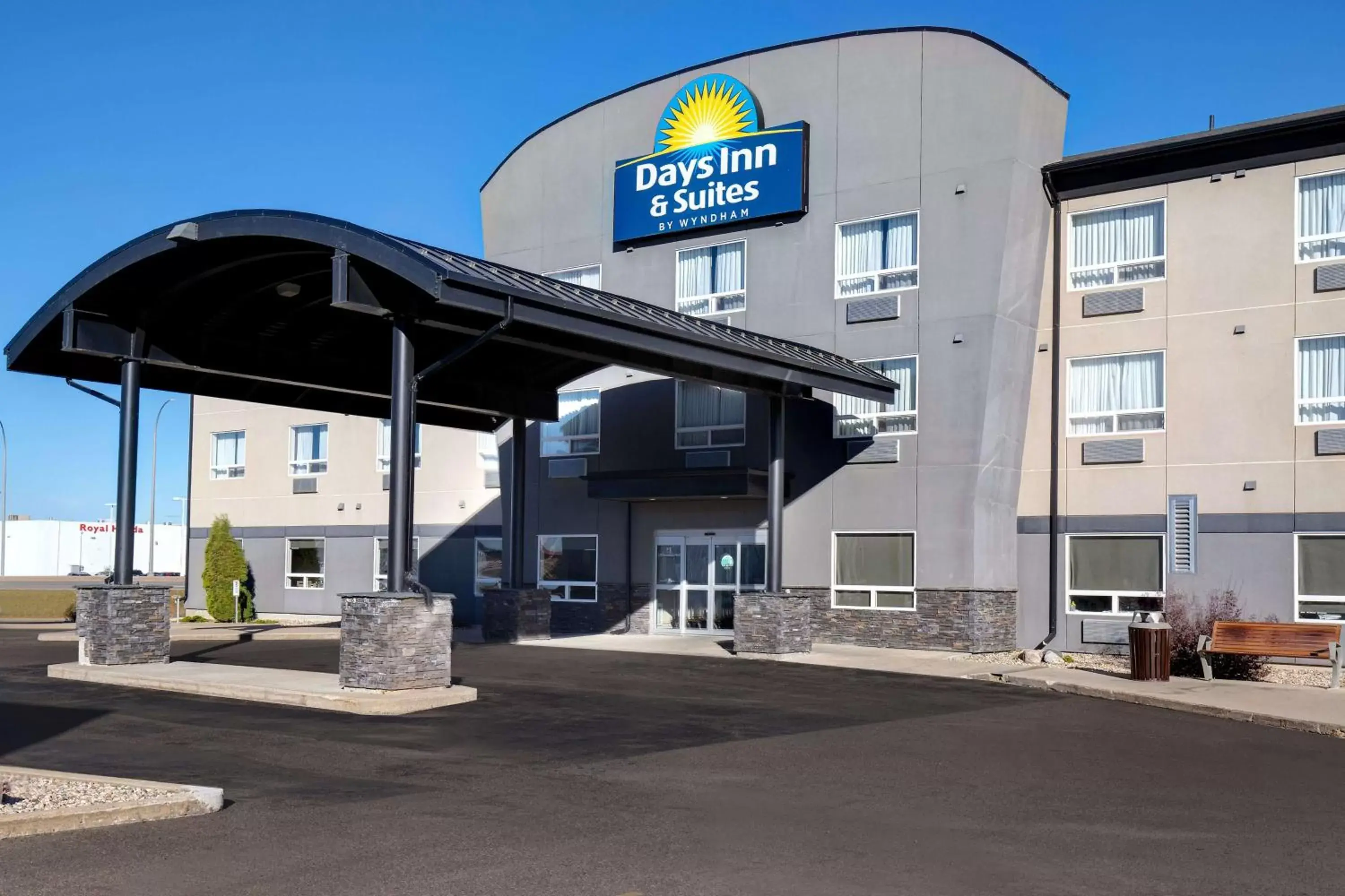 Property building in Days Inn & Suites by Wyndham Yorkton Property building in Days Inn & Suites by Wyndham Yorkton
