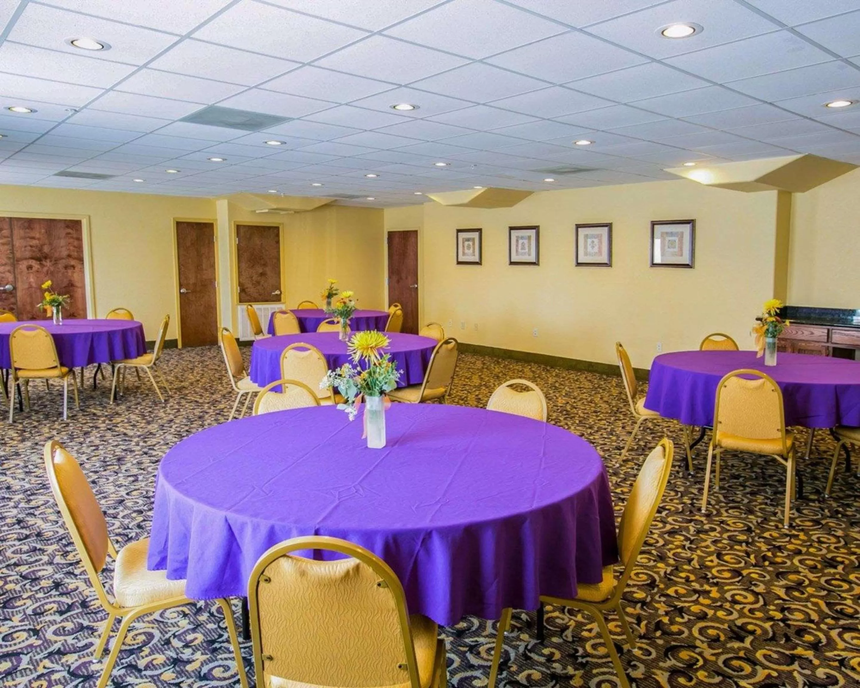 On site in Sleep Inn & Suites Gonzales near Palmetto State Park