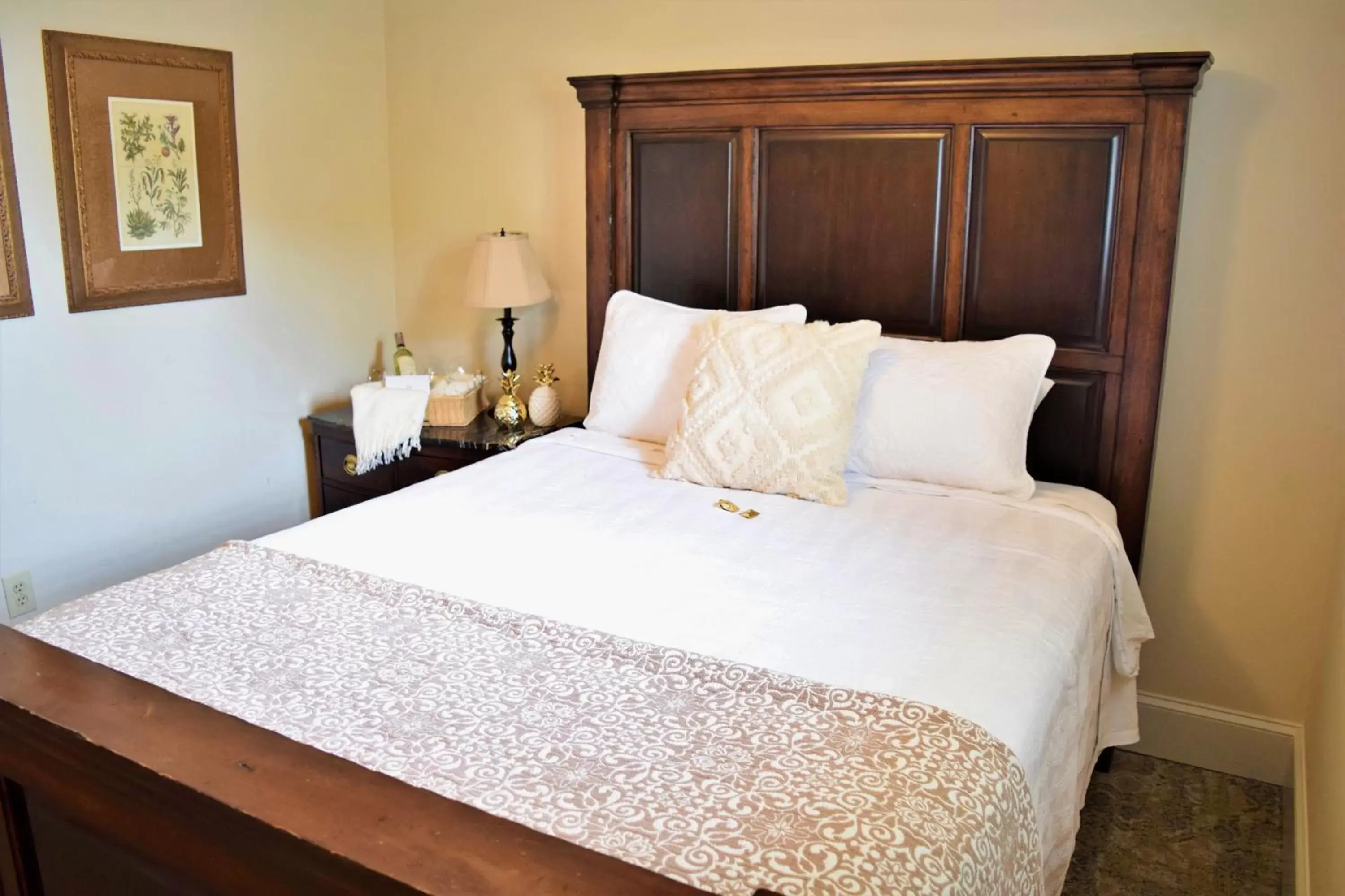 Bedroom in JH Adams Inn, Trademark Collection by Wyndham