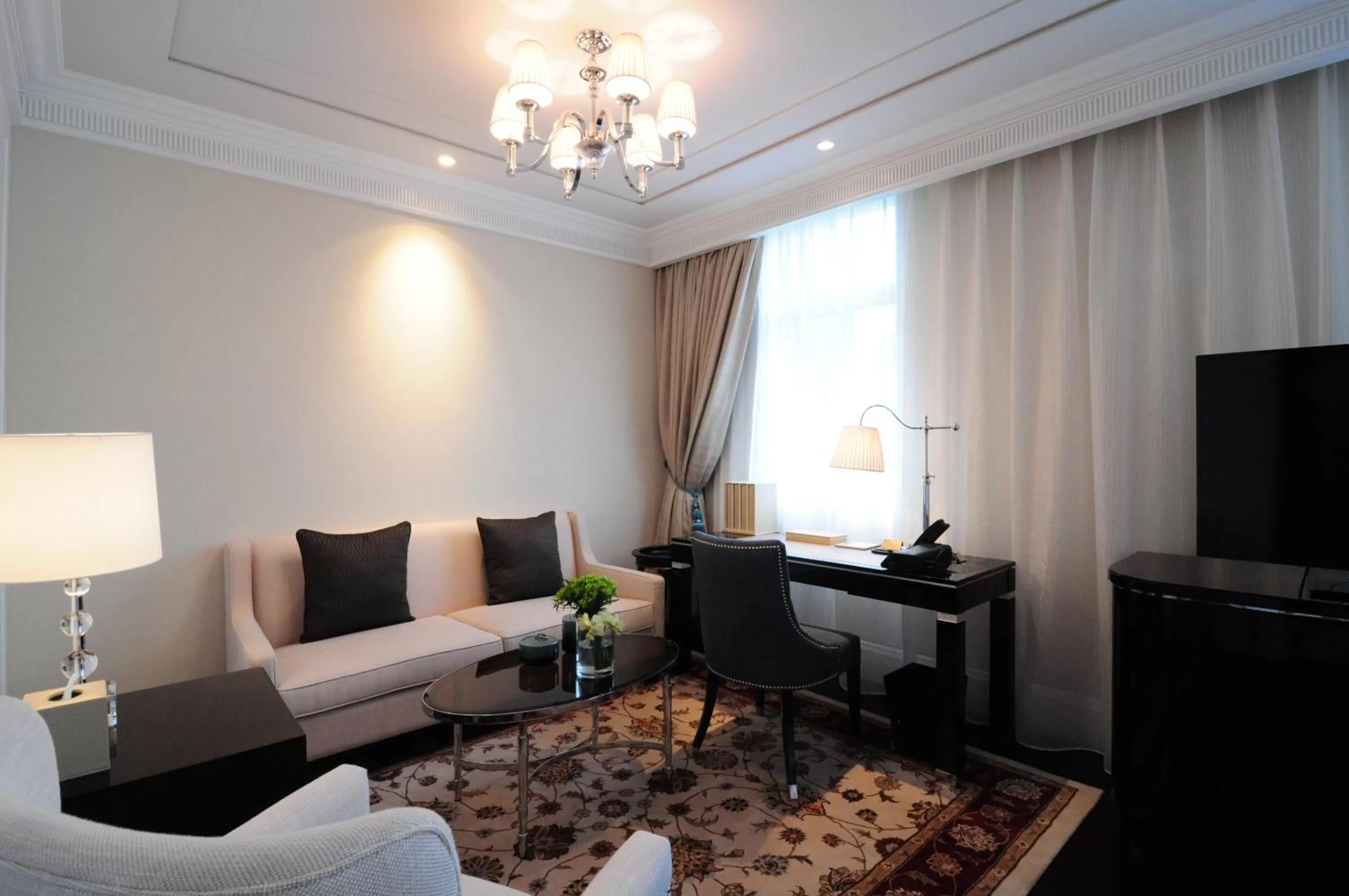 Living room in Sofitel Legend People's Grand Hotel Xi'an